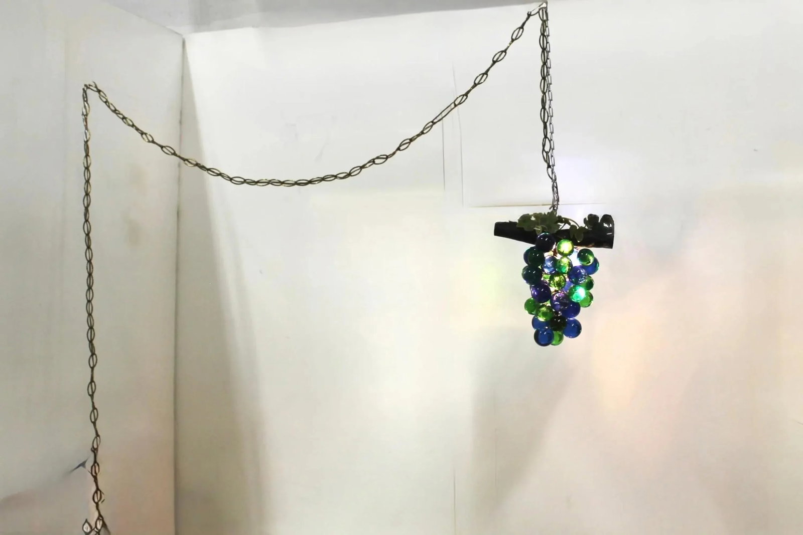 1960s Hanging Swag Lamp With Large Lucite Grapes - 3