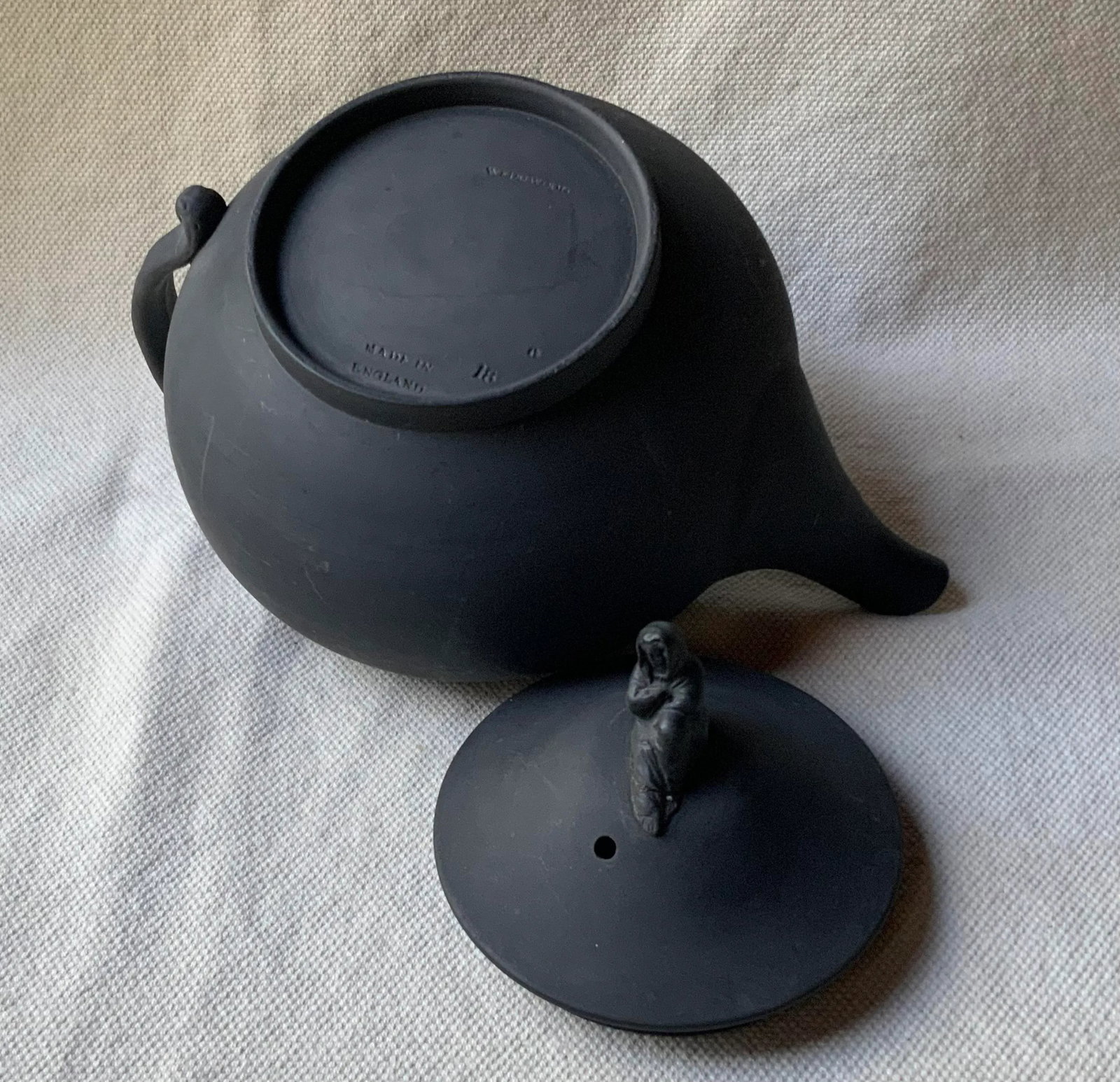 Antique Wedgwood Black Basalt Sybil Teapot,19th C. - 7