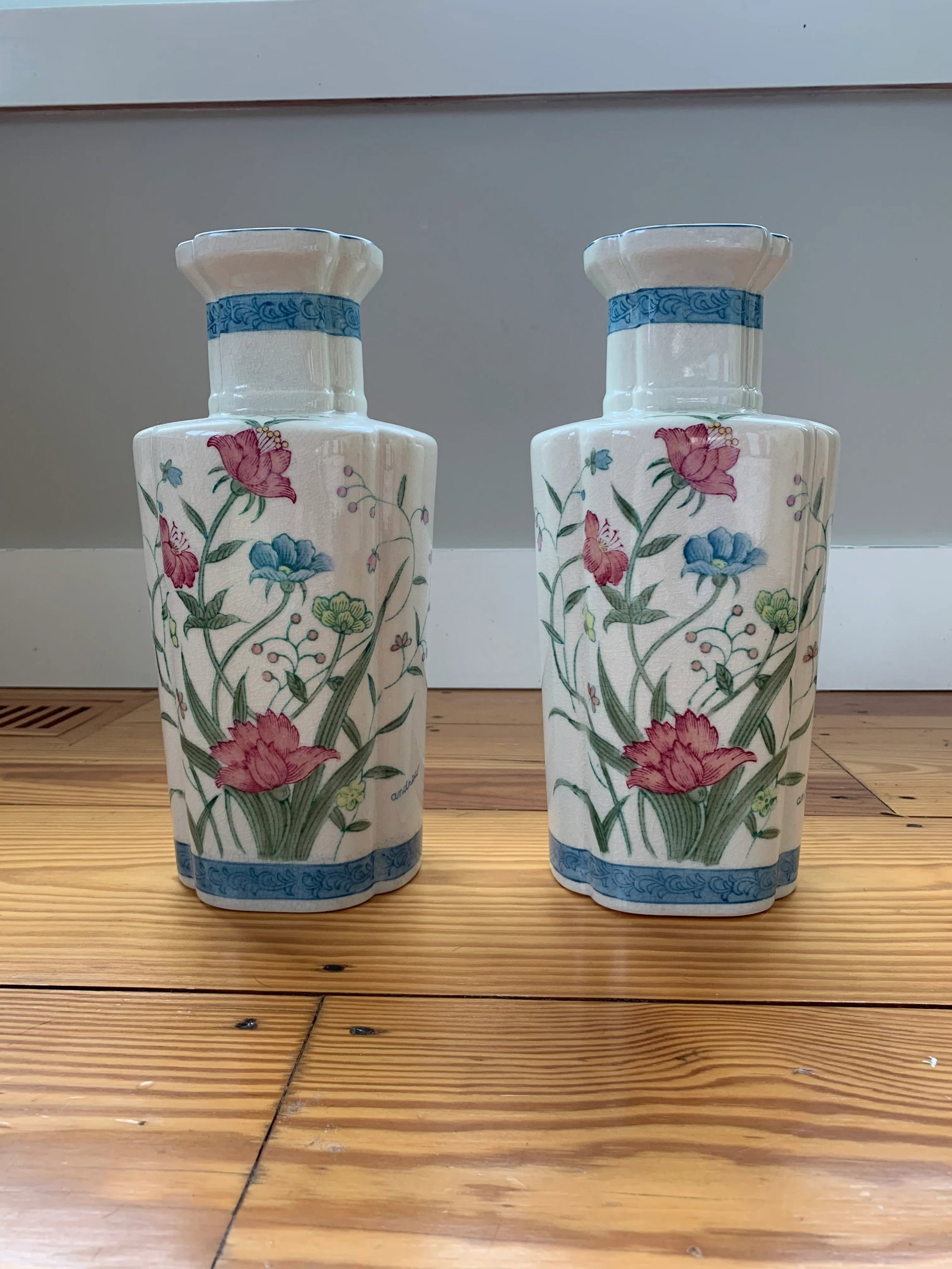 Vintage Floral Andrea by Sadek Handpainted Japanese Vases - a Pair - 9