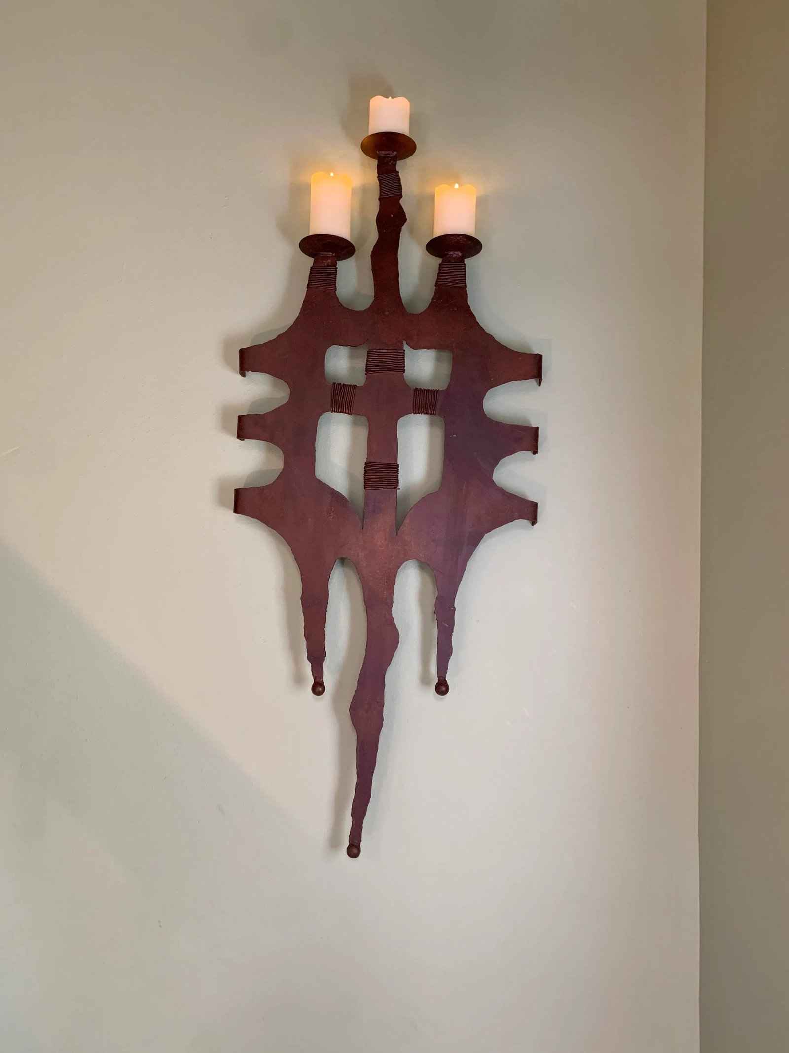 Vintage Artisan-Forged Iron Wall Sconce - Brutalist Southwest Gothic Style - 8