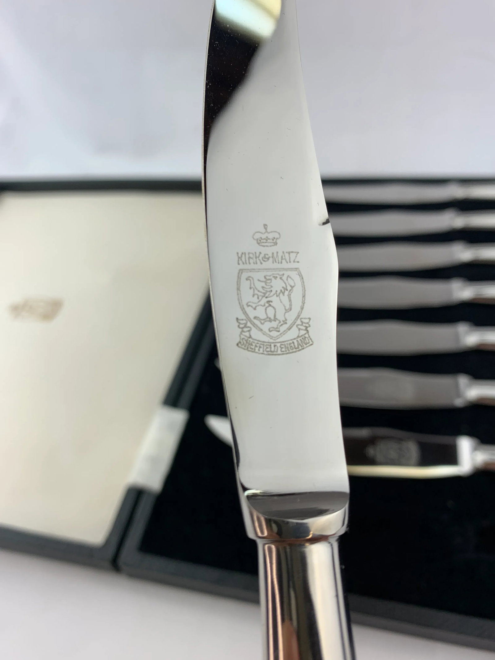 Vintage Kirk & Matz Silverplate Dinner Knife Boxed Set of 8 - 5