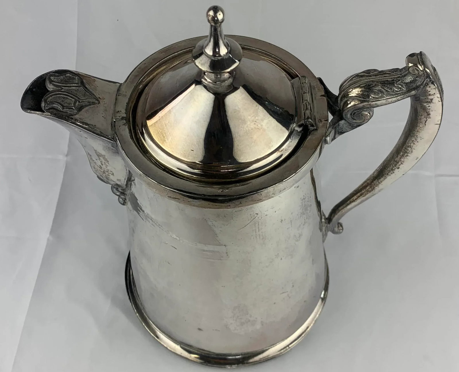 Antique Silver Plated Antique Coffee Carafe by Meriden Silver - 2