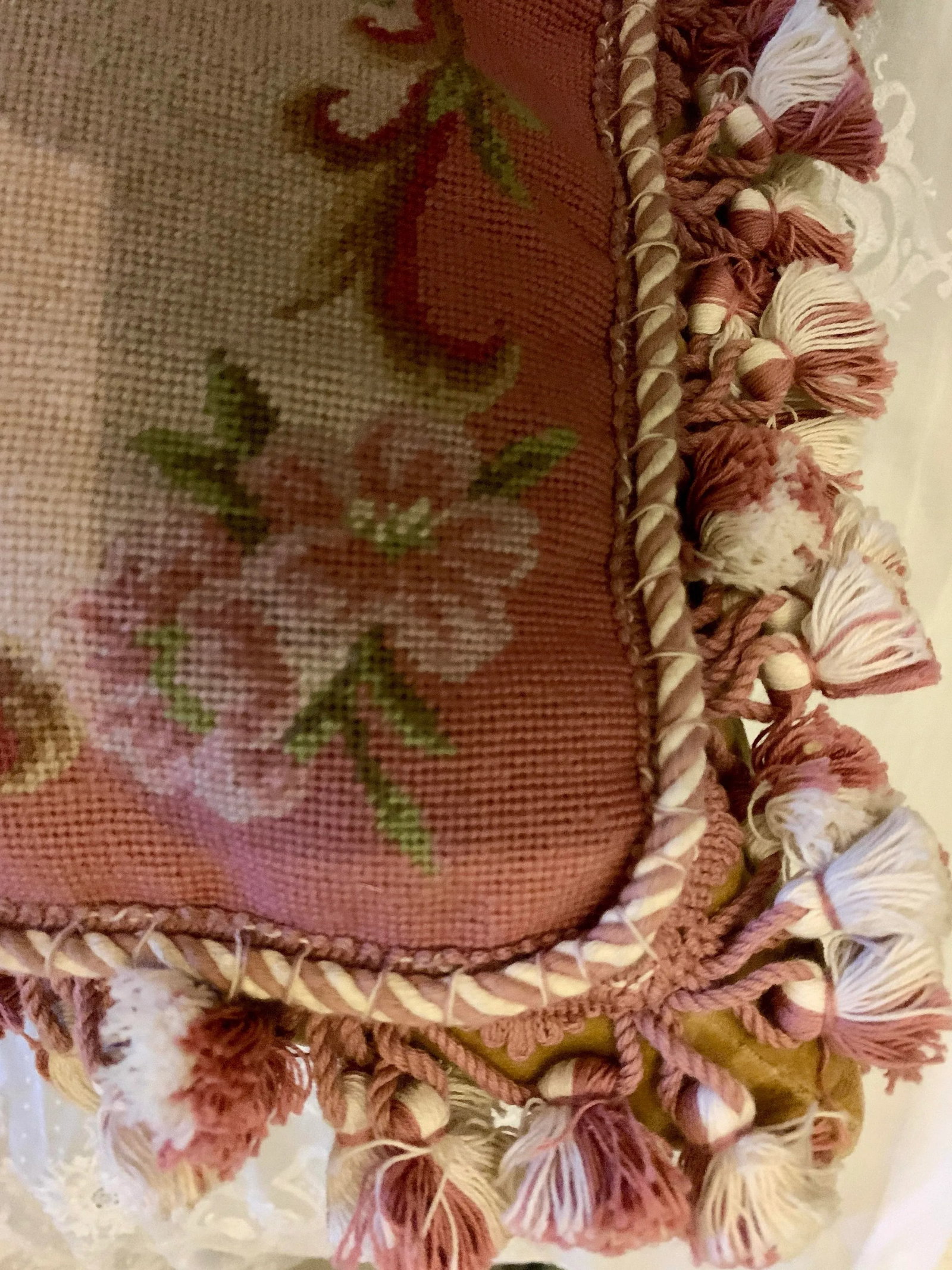 Vintage Tapestry Floral Aubusson Wool Decorative Pillow With Tassels Trim Reversible to Solid Velvet - 7
