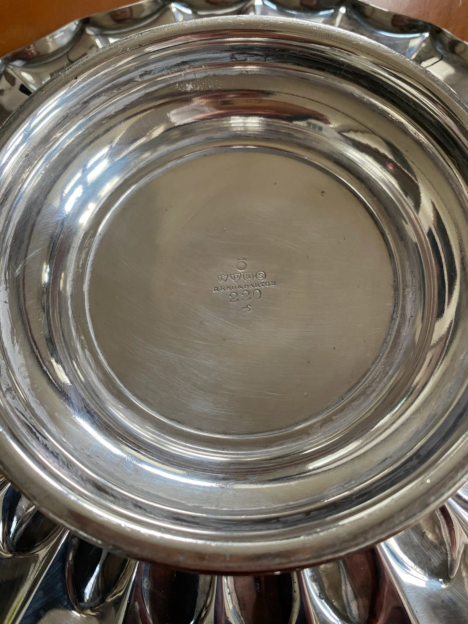 Antique Reed & Barton 220 Silver Plate Scalloped Platter Serving Dish - 8