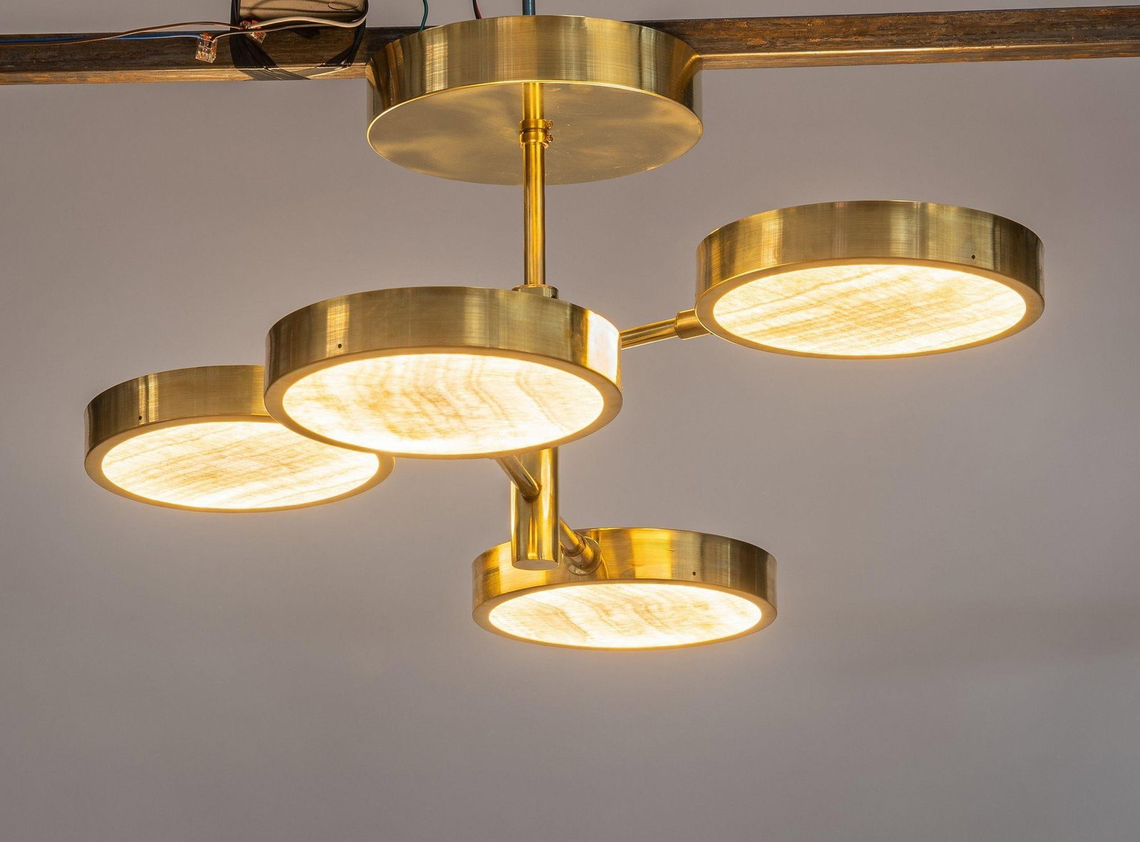 4-Arm Sistema Solare Brass & Onyx Chandelier by Silvio Piatelli Design - 2
