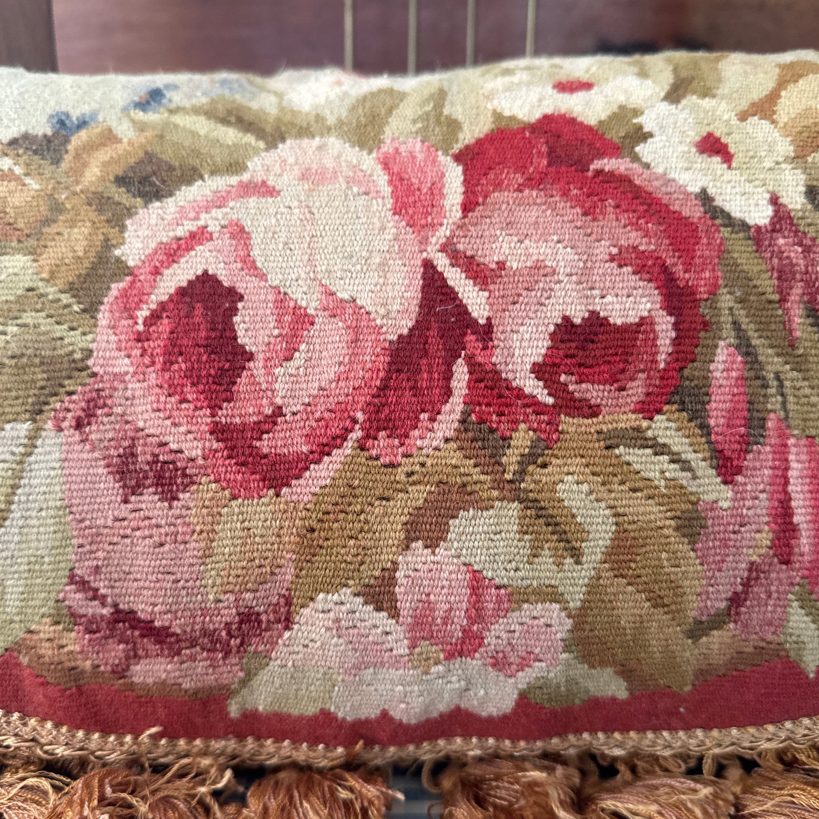 19th Century French Aubusson Silk Pillow - 3