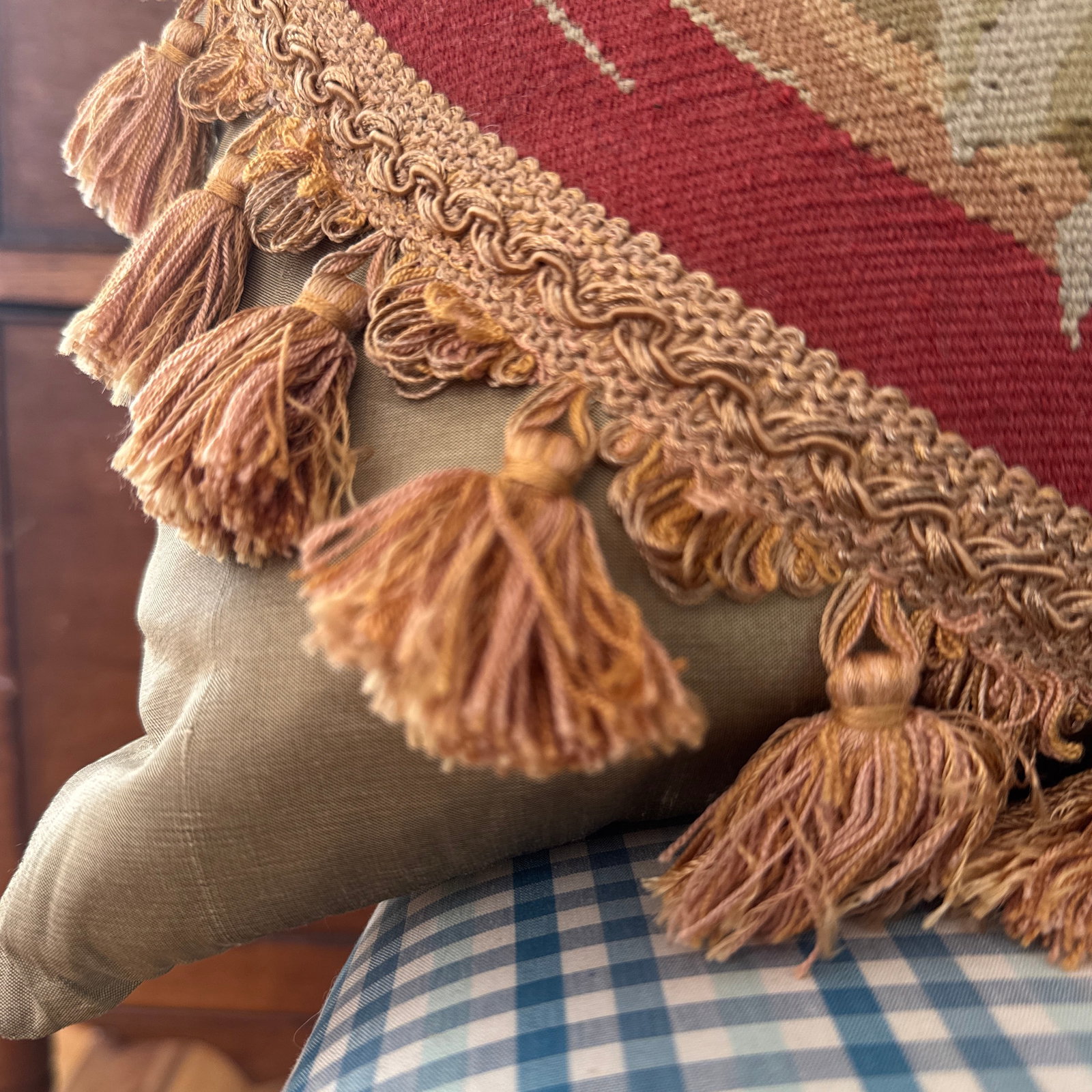 19th Century French Aubusson Silk Pillow - 9