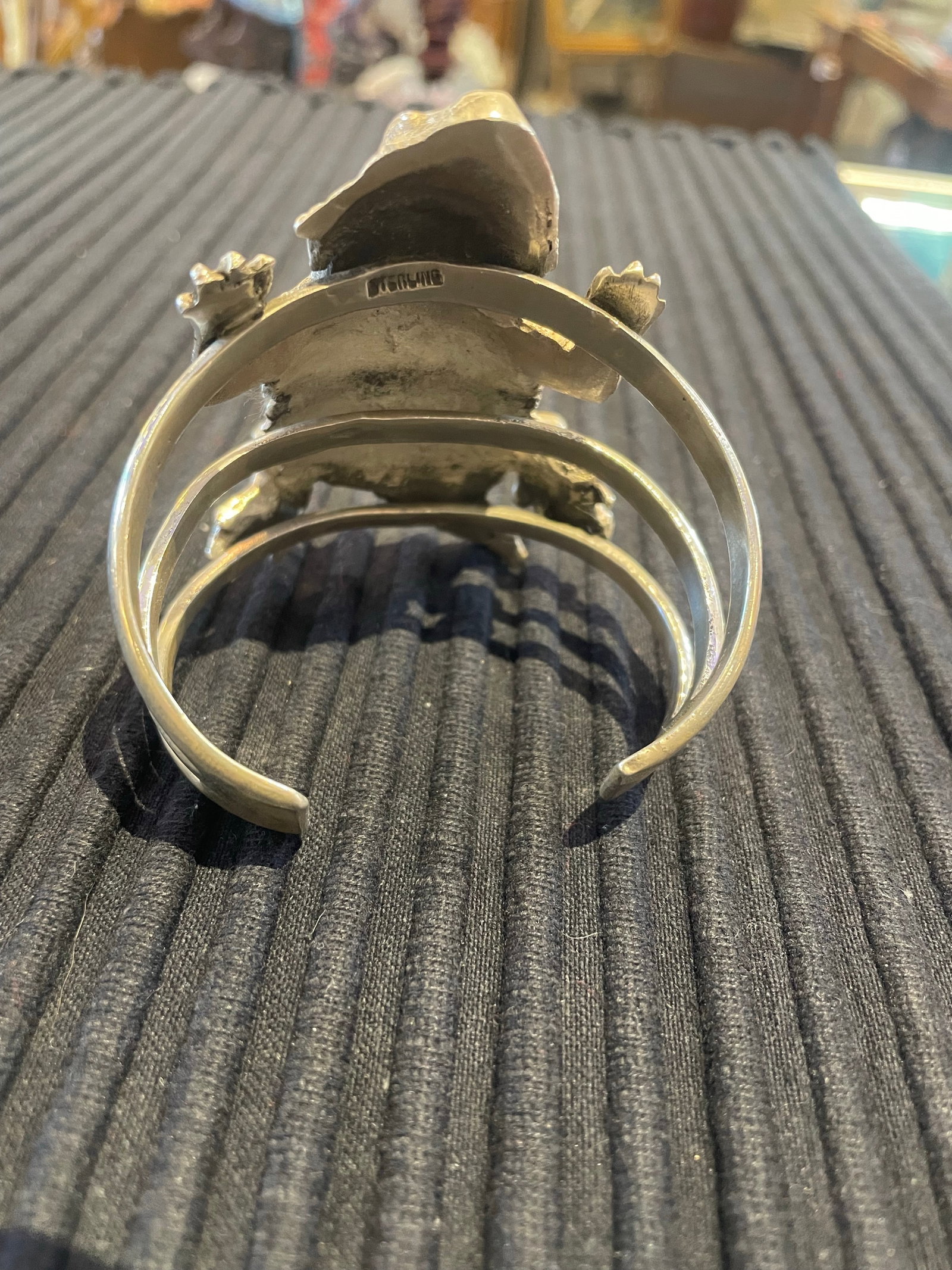 Navajo Robbie Mauelito Horned Toad Sterling Silver Cuff Inlaid Turquoise - 2