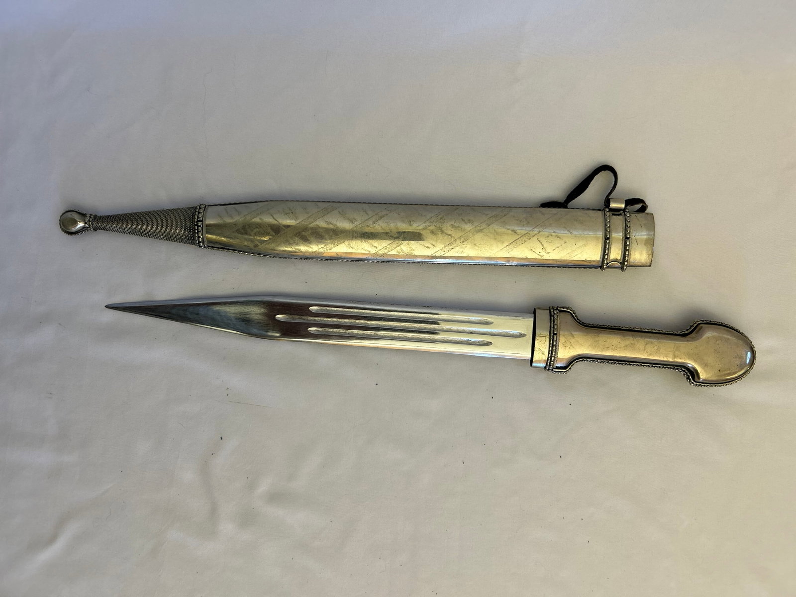 Double-Edged Kindjal Dagger With Silver Filigree and Parcel Gilding, Circa 1950-1970 - 10