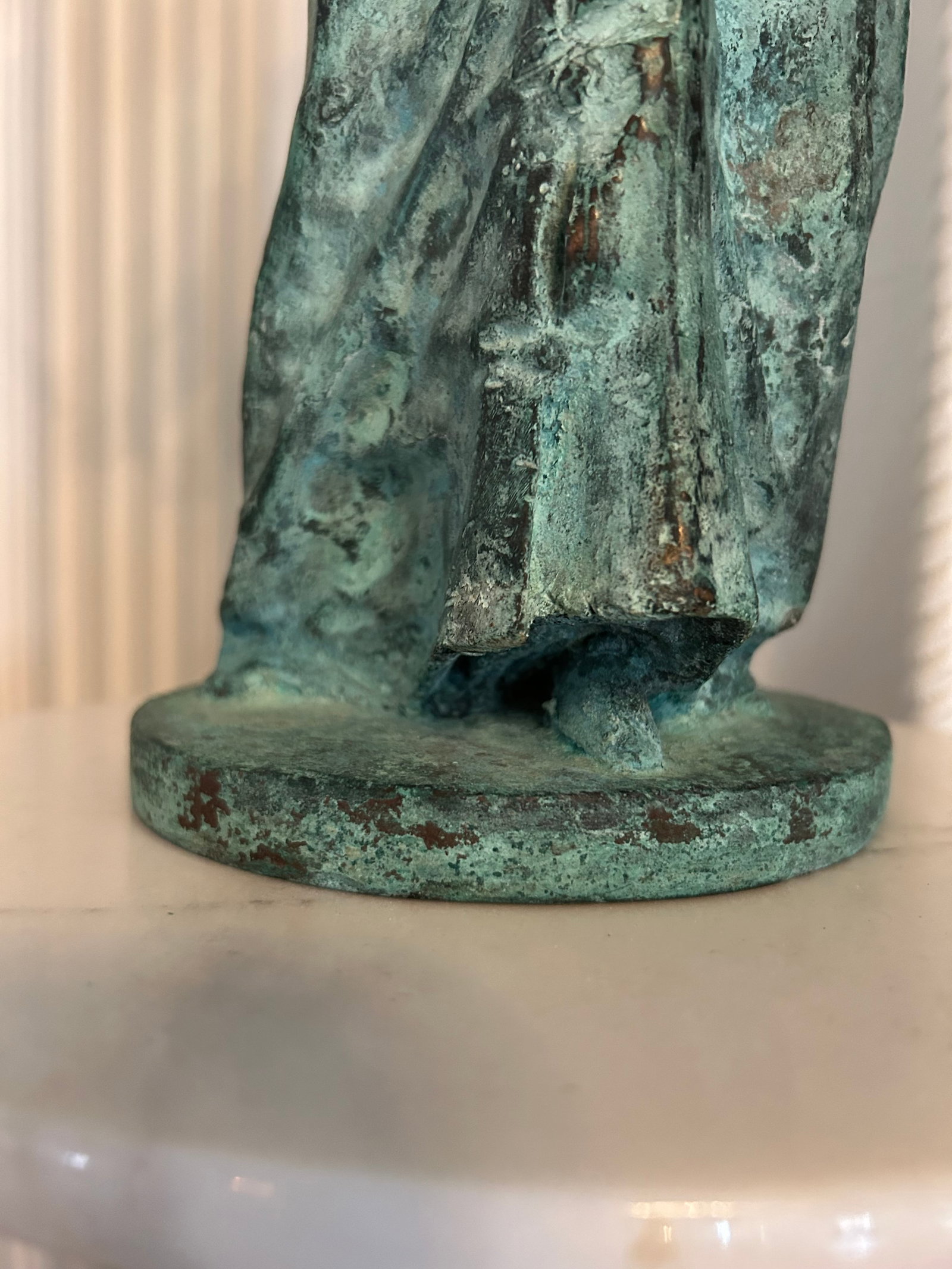 Late 19th Century Patinated Bronze Figure of a Lady With Mirror - 9