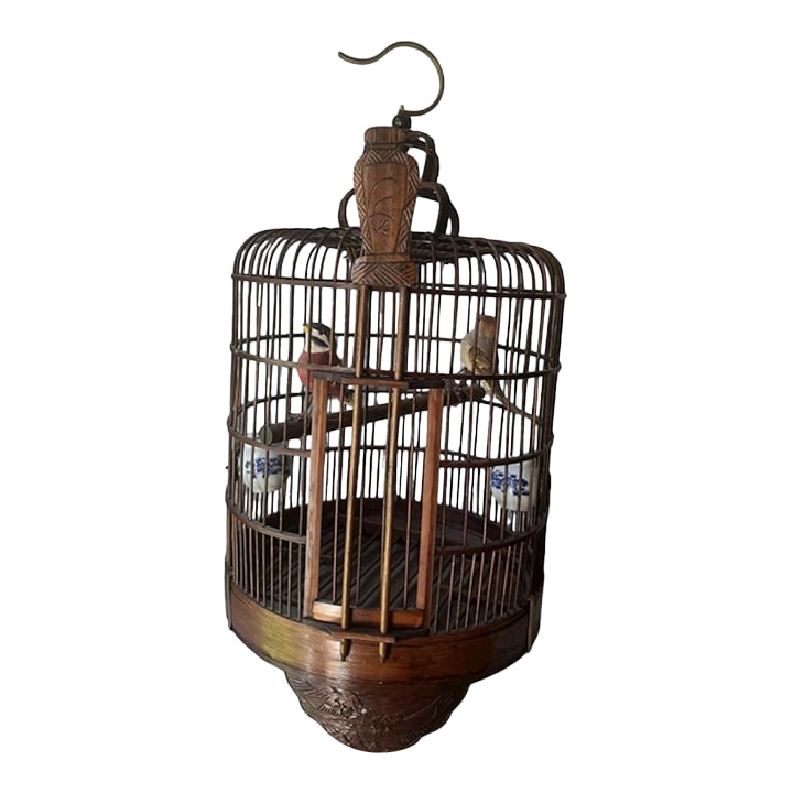Vintage Chinese Bamboo Song Bird BirdS Cage Porcelain Feed Bowls: This vintage asian bamboo song bird cage is a unique addition to any collection. It's Asian handcrafted piece features intricate details and is perfect for displaying in any room of your home. The