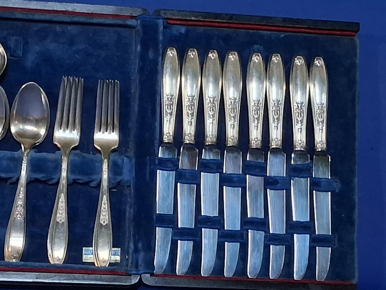 C 1910s International Silver Co. Ambassador Silver Plate Flatware Set Service for 8-46 Pieces Total - 3