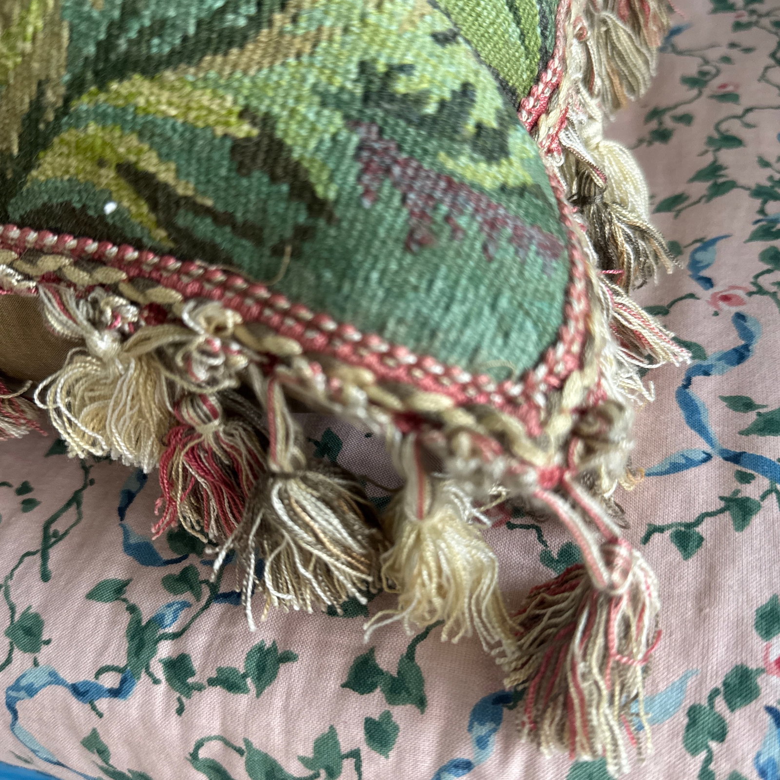 Aubusson Bird Pillow - 10