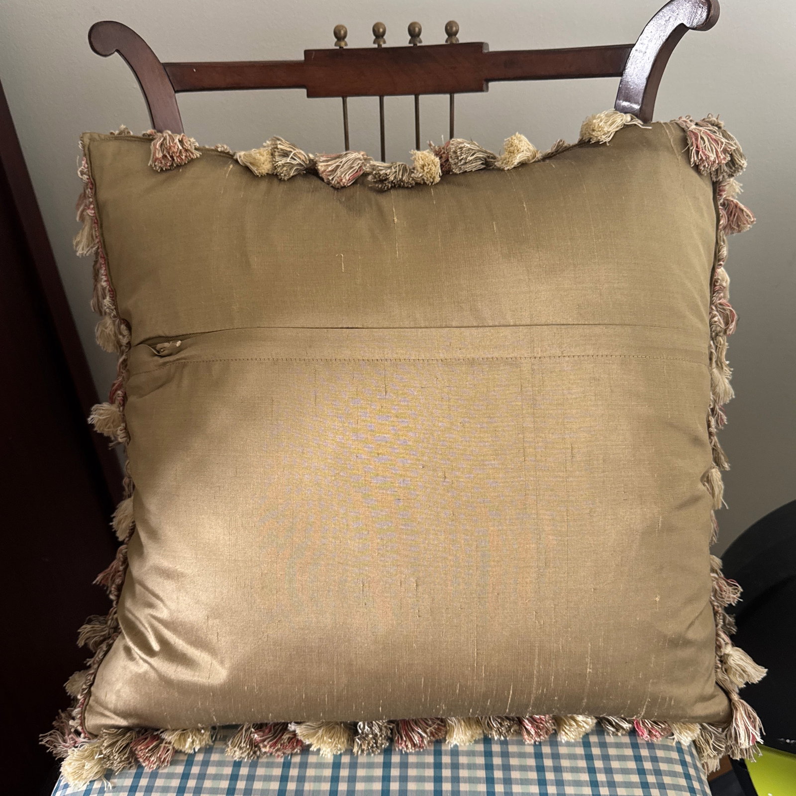 Aubusson Bird Pillow - 12
