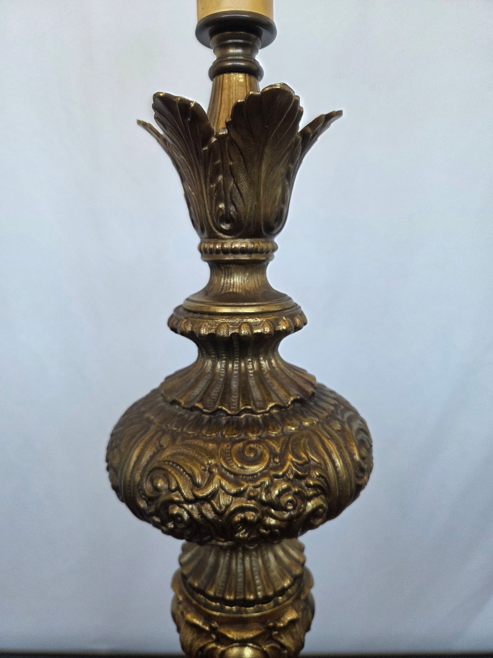 1950s Mid-Century Rococo Revival Solid Brass Table Lamp - 4