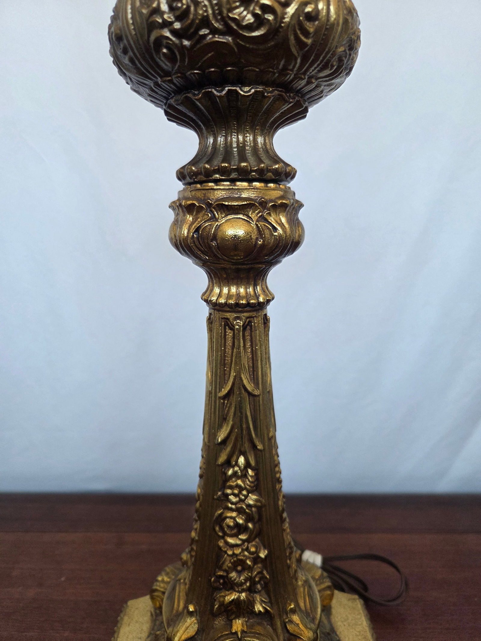 1950s Mid-Century Rococo Revival Solid Brass Table Lamp - 6