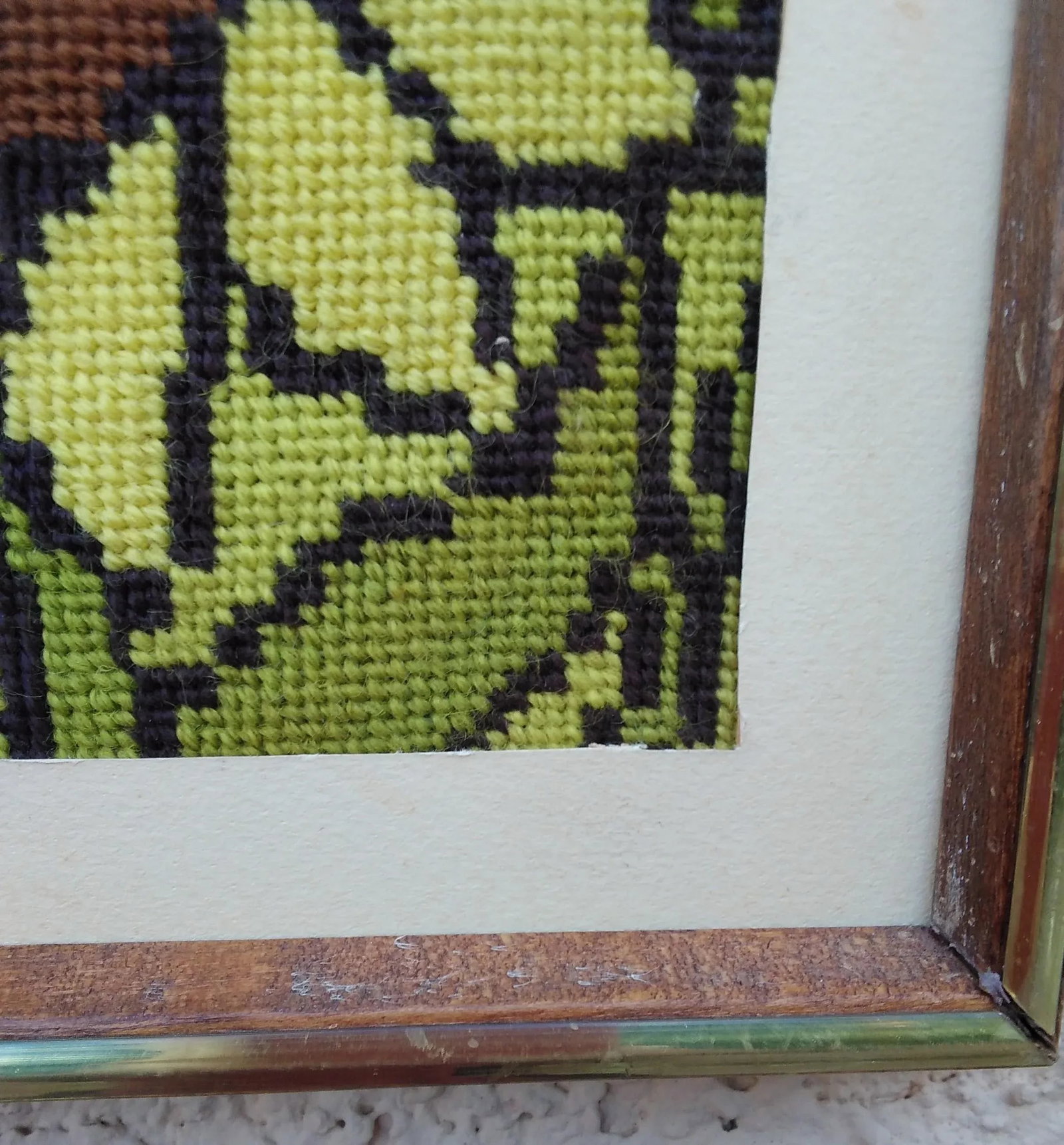 1970s Yellow and Green Stylized Floral Framed Needlepoint Picture - 5