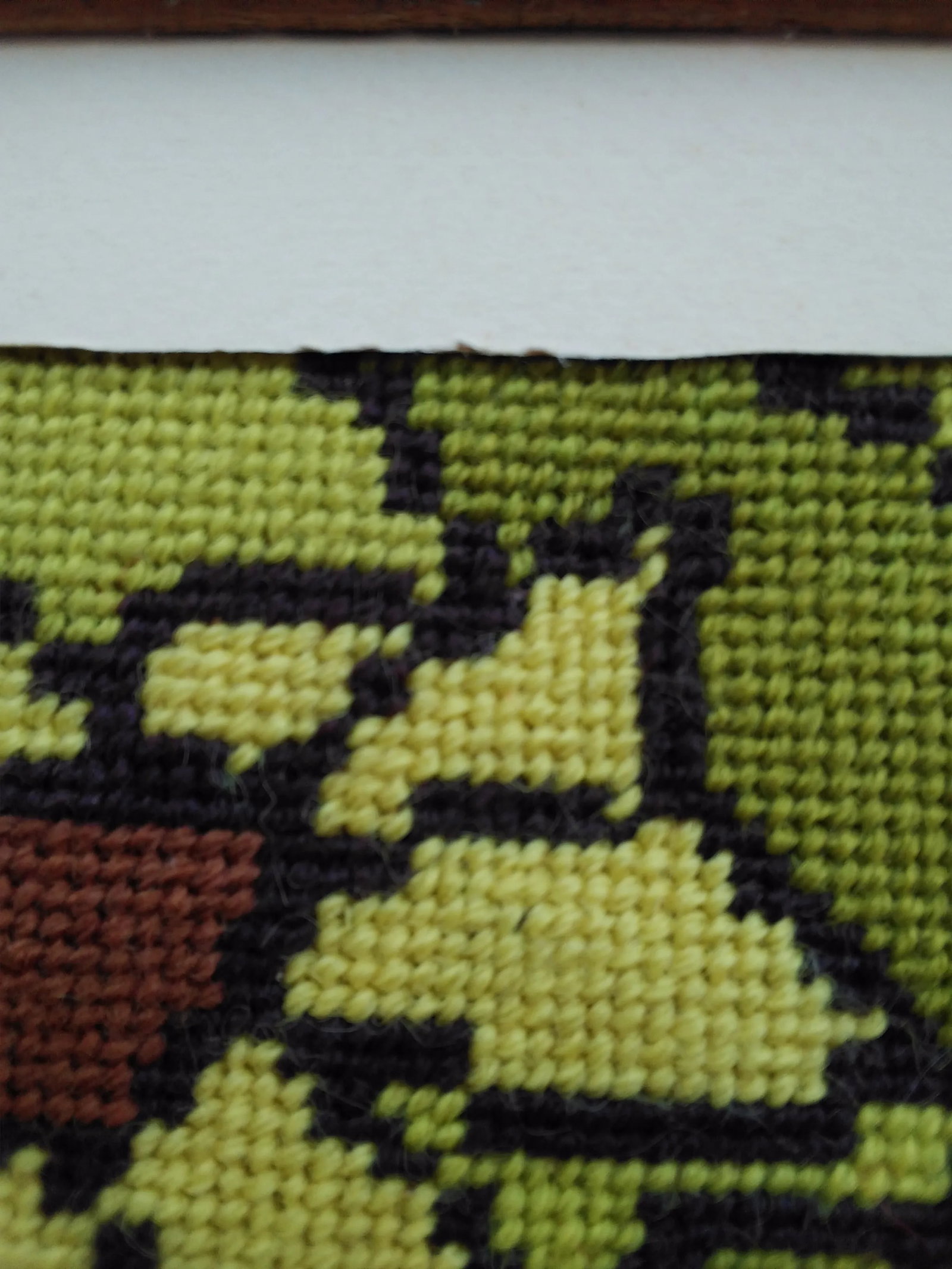1970s Yellow and Green Stylized Floral Framed Needlepoint Picture - 7