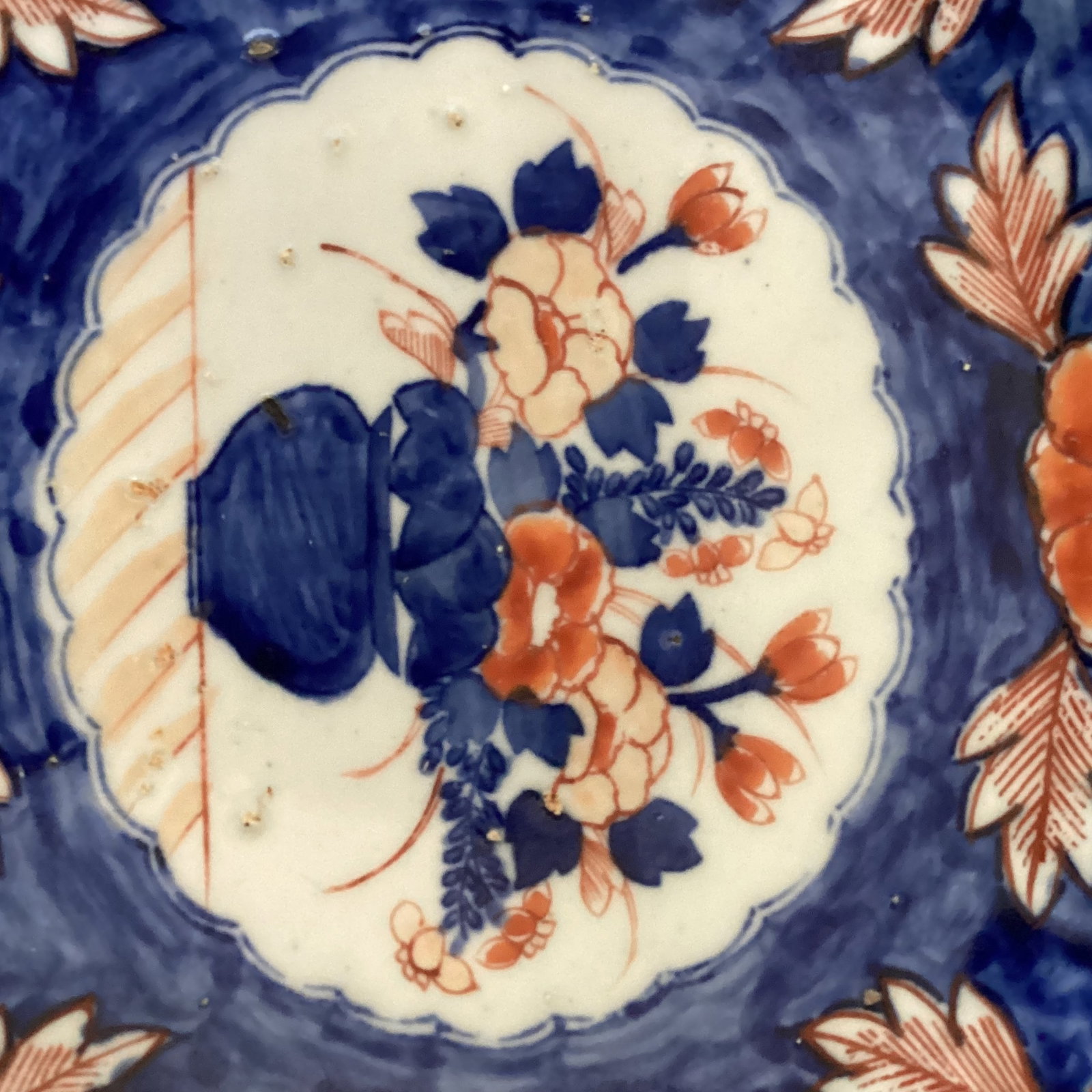 Antique Japanese Porcelain Hand Painted Imari Oval Scalloped Platter Circa 1900s - 3