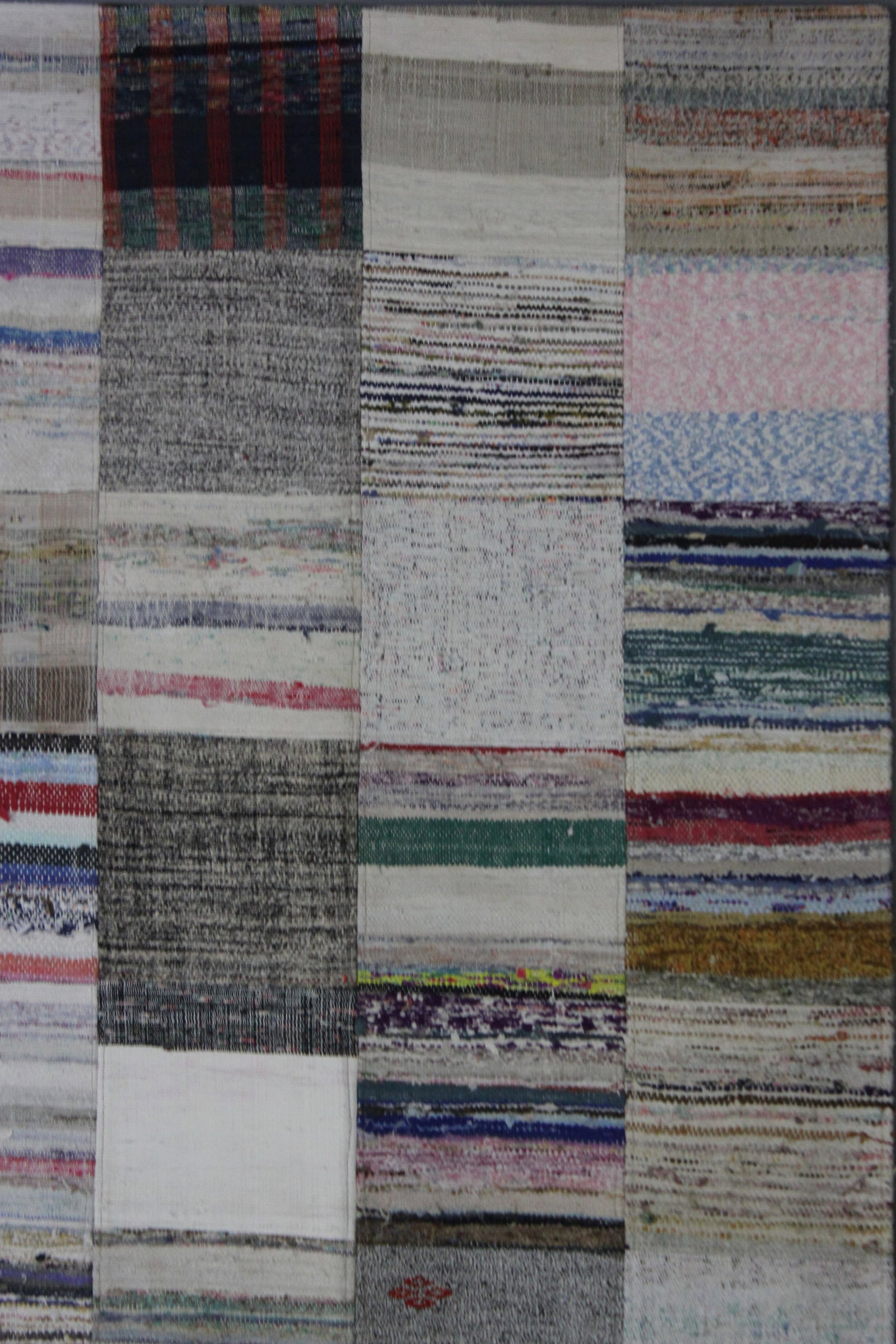 Handmade Vintage Patchwork Rug.7'9" X 9'9" - 2