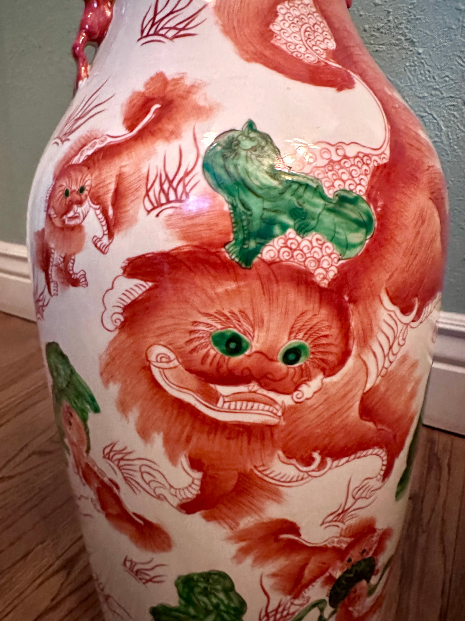 Vintage 24" Hand Painted Chinese Porcelain Jars With Foo Dogs and Inscriptions, a Pair - 15