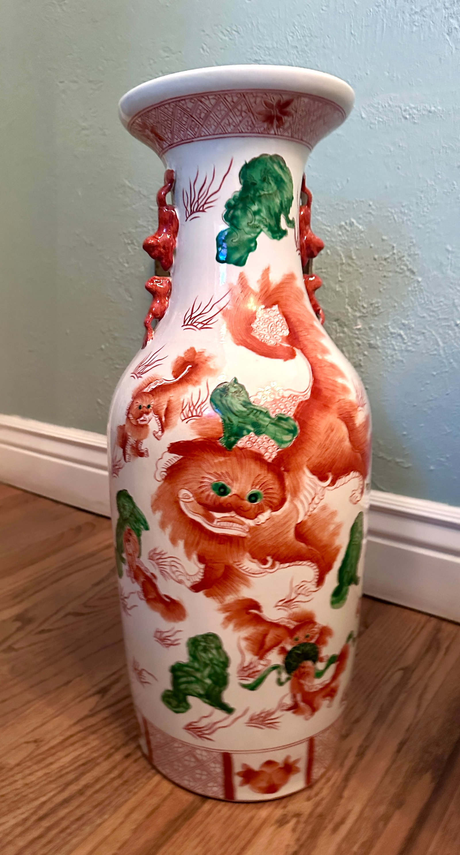 Vintage 24" Hand Painted Chinese Porcelain Jars With Foo Dogs and Inscriptions, a Pair - 16