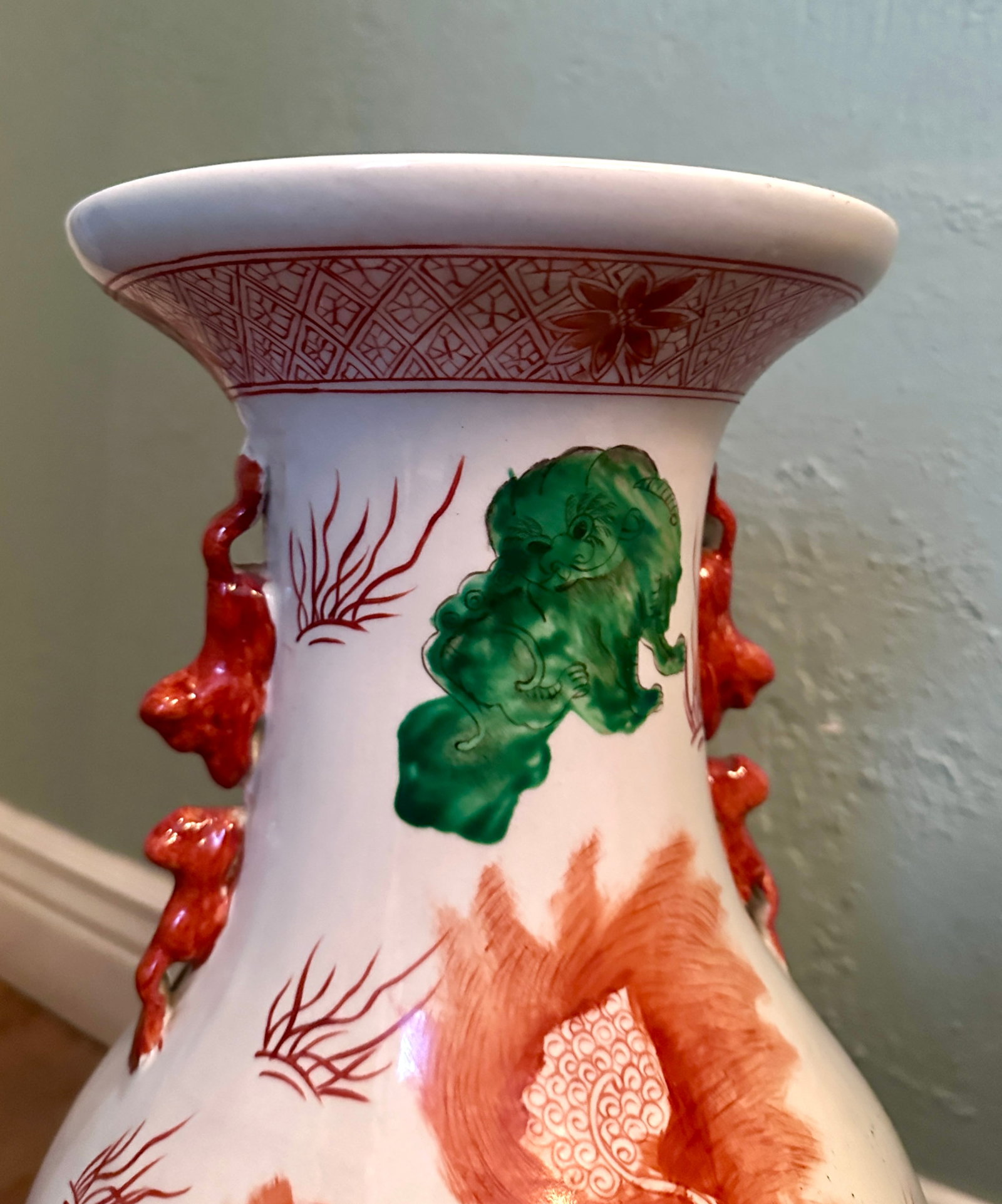 Vintage 24" Hand Painted Chinese Porcelain Jars With Foo Dogs and Inscriptions, a Pair - 8