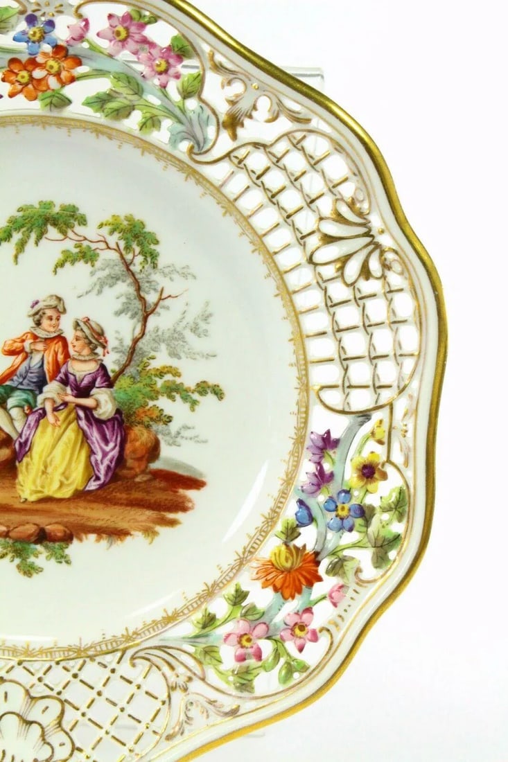 1820's Porcelain Plates Coalport Romantic Scenes Reticulated With Encrusted Flowers - a Pair - 8