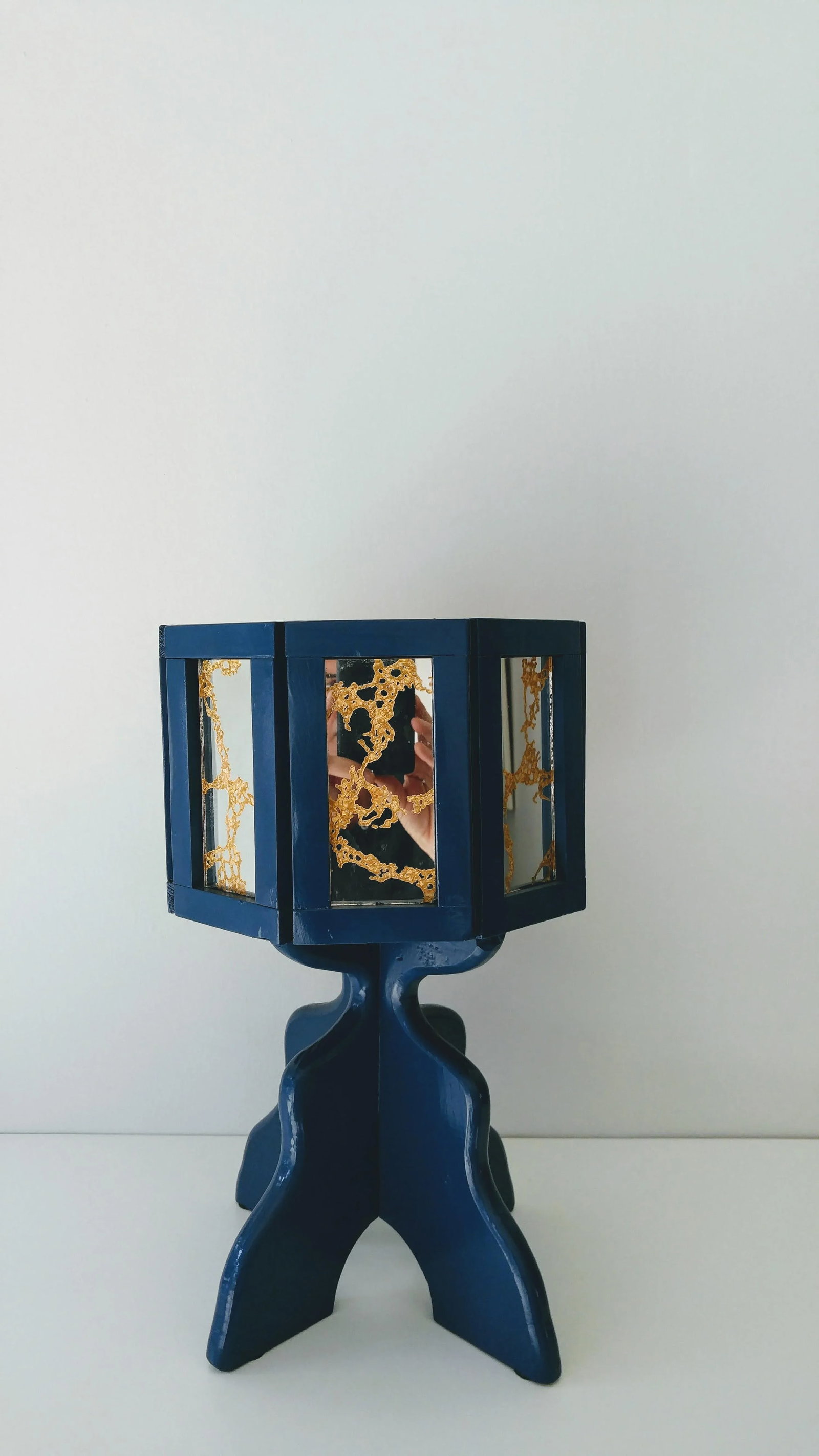 Mid Century Blue Lacquered Planter With Mirrors and Gold - 3