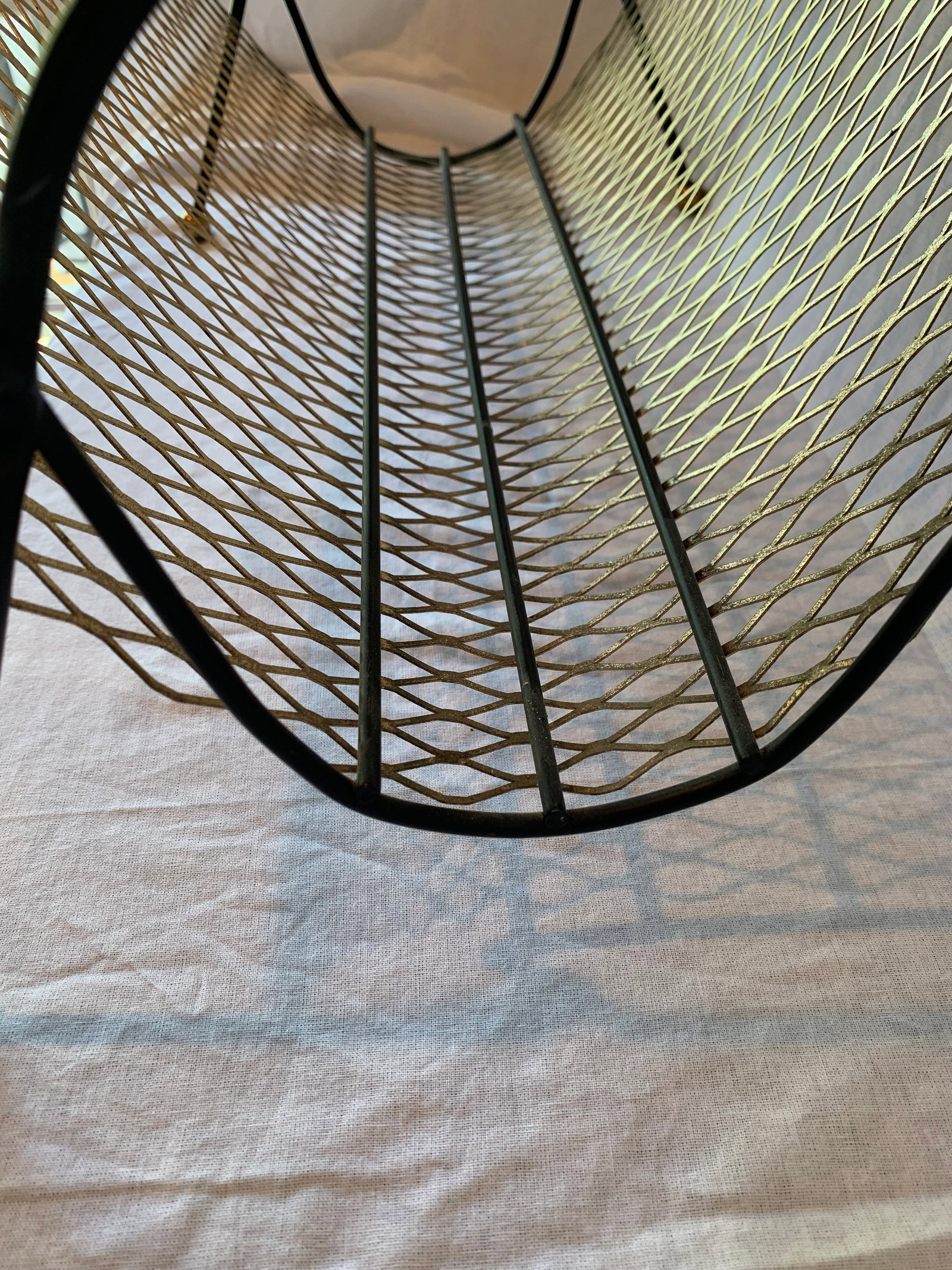Vintage Mid-Century Modern Metal Magazine Rack - 6