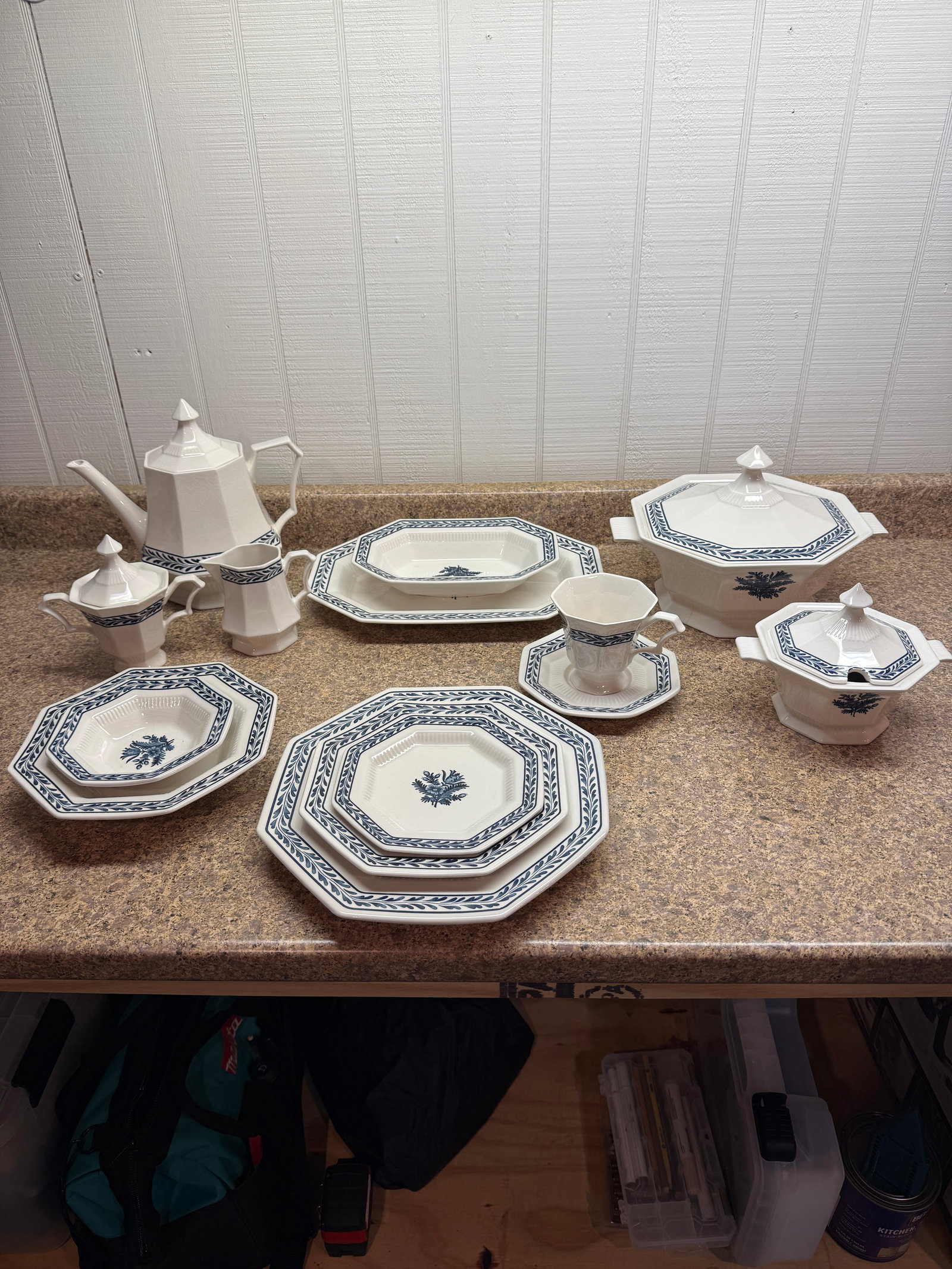 1960s "Blue Tulip" Independence Ironstone by Castleton China Set, Service for 12 - 91pcs - 2