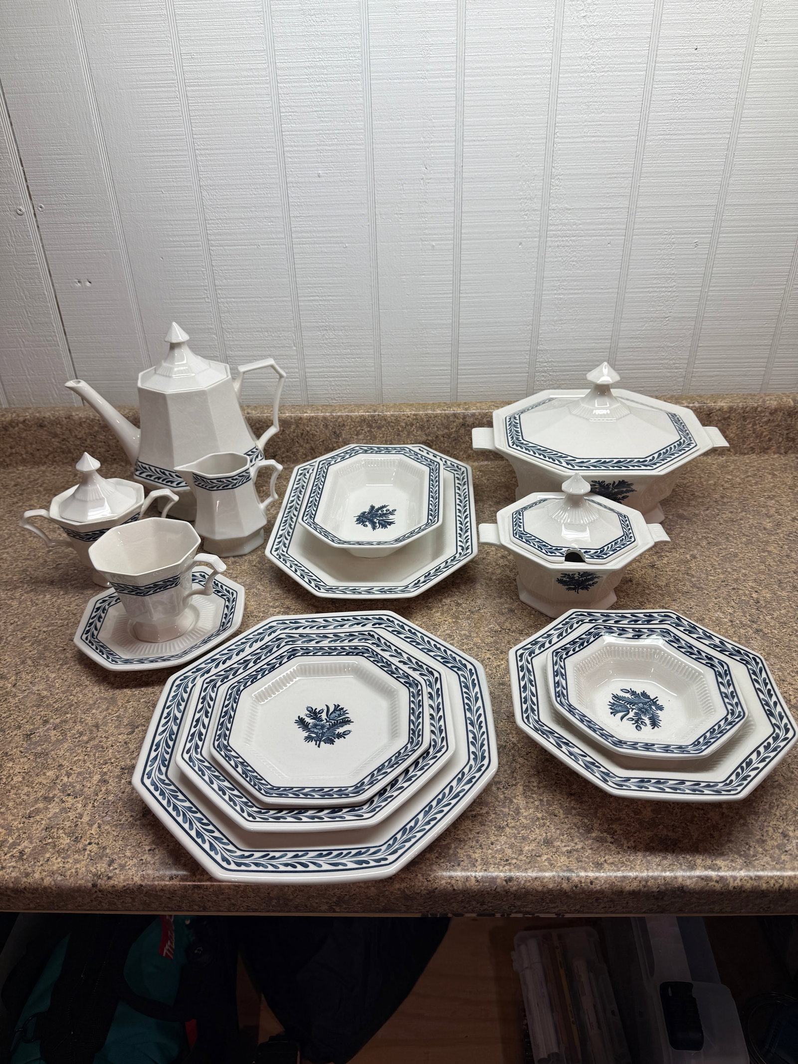 1960s "Blue Tulip" Independence Ironstone by Castleton China Set, Service for 12 - 91pcs - 7
