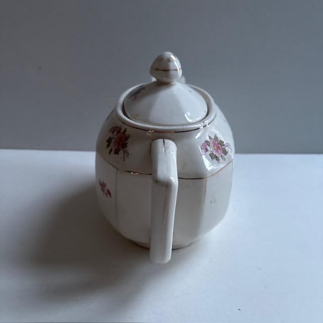 Mid 20th Century Japanese Mikori Ware Floral Porcelain Teapot - 3