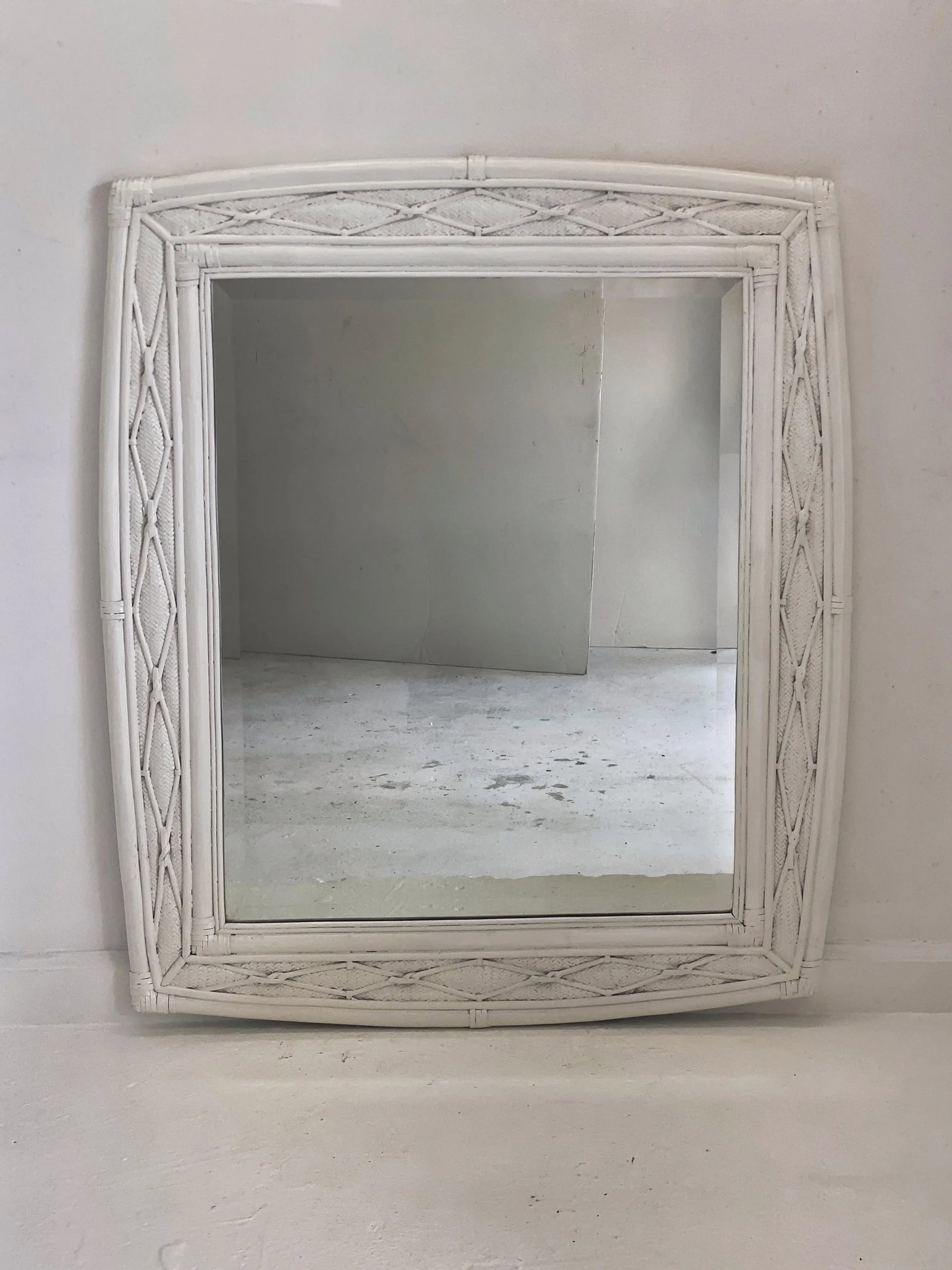 1980s Boho Chic White Bamboo and Rattan Mirror - 9