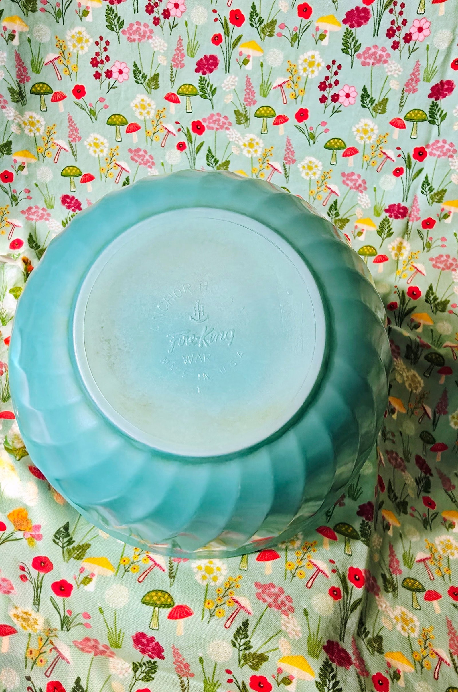 Vintage Mid-Century Modern Fire King Anchor Hocking Nesting Bowls - 5