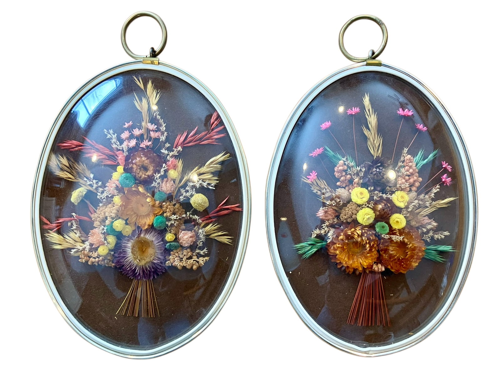 Pair of Vintage Oval Cideart Belgium Dried Floral Arrangements in a Convex Glass Dome Frames - 4