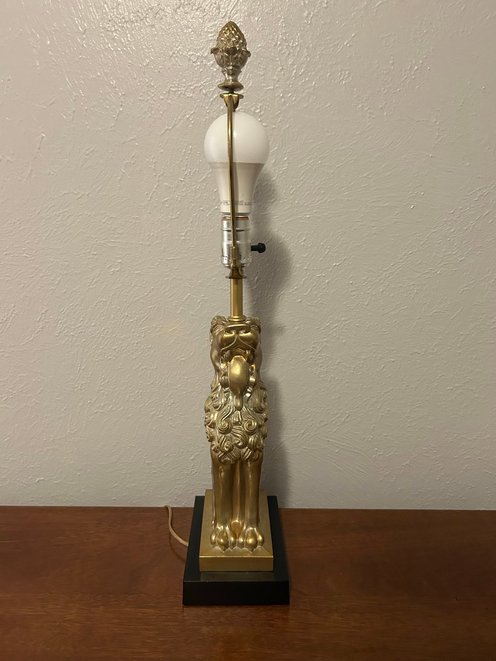 Vintage Robert Abbey Lion Lamp - 2