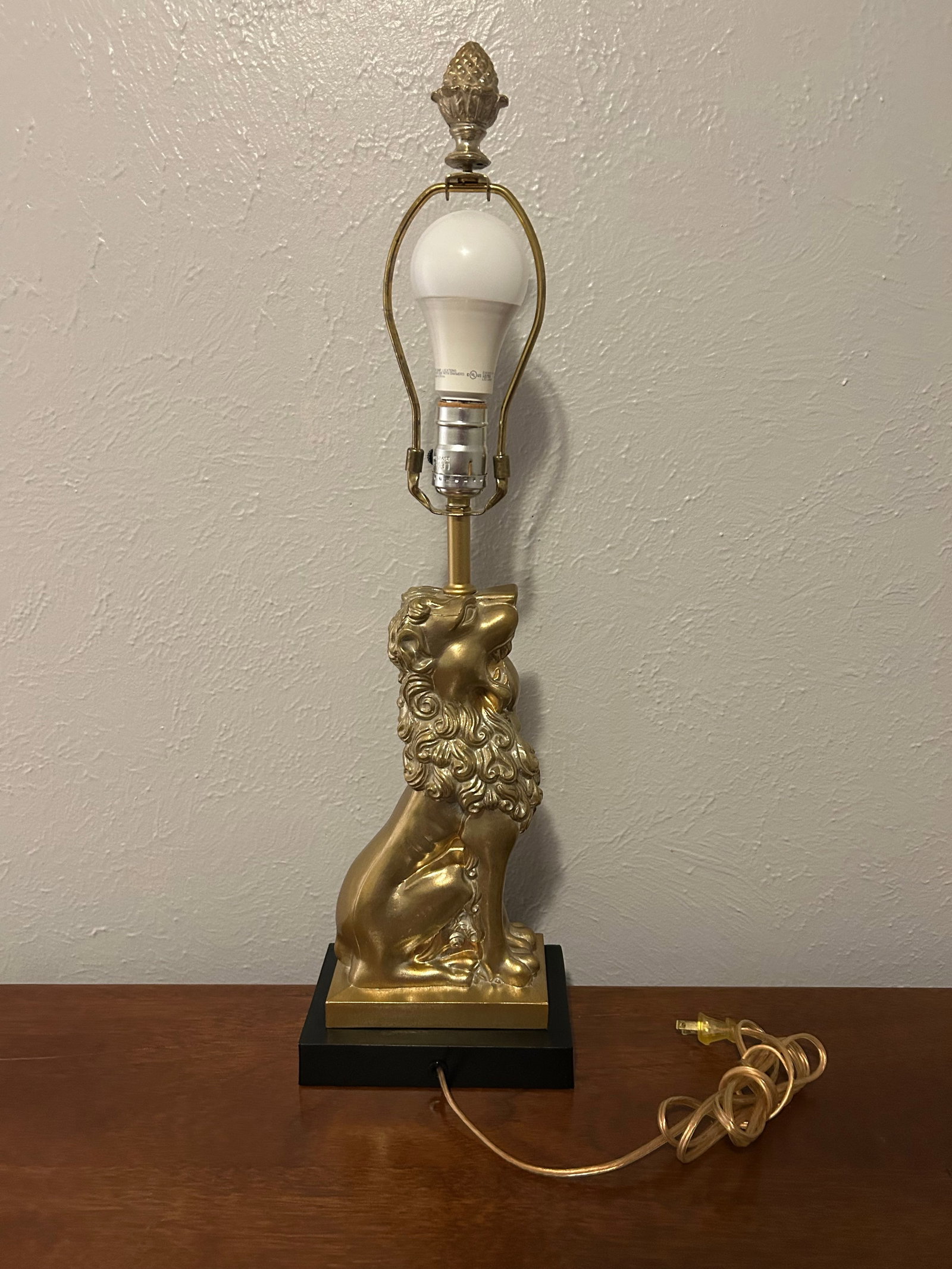 Vintage Robert Abbey Lion Lamp - 5