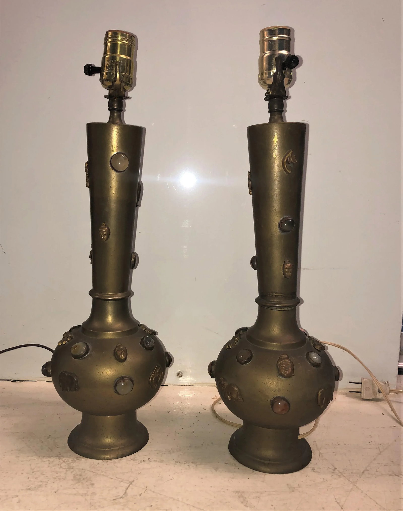 Pair of Mid 20th Century Tibetan Middle-Eastern Style Lamps With Cabochon Details - 10