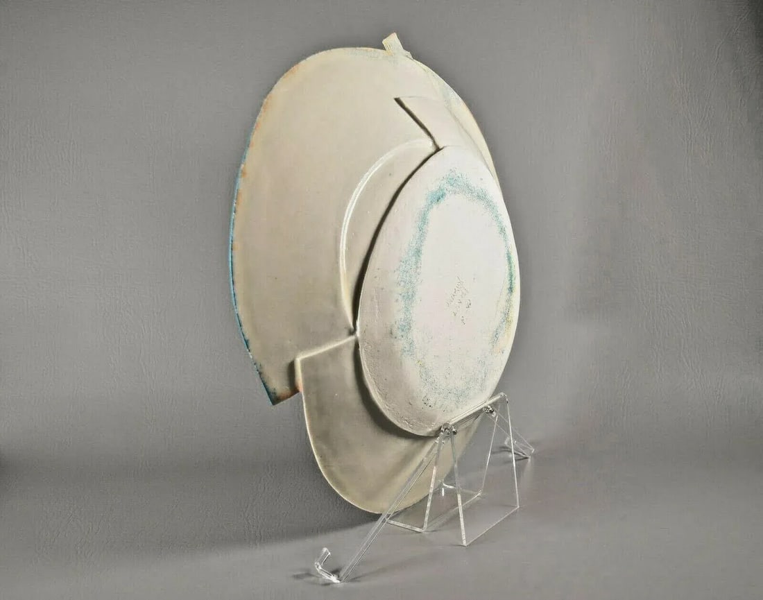 Vintage Terrin Levitt Original Signed Ceramic Pottery Bowl - 10