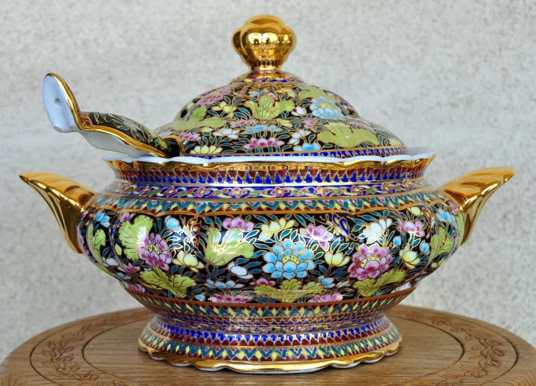 Thai Benjarong Porcelain Soup Tureen & Ladle Set With Hand-Painted Floral Decorations - 13