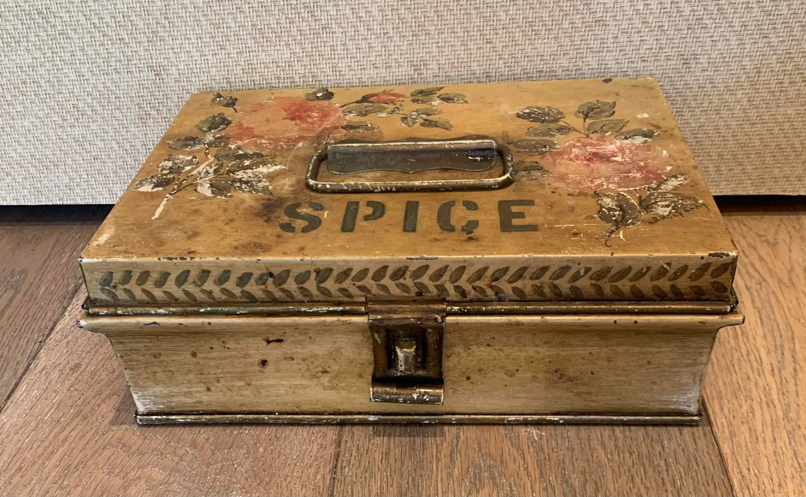 Early 20th Century Hand Painted French Spice Box - Set of 7 - 4