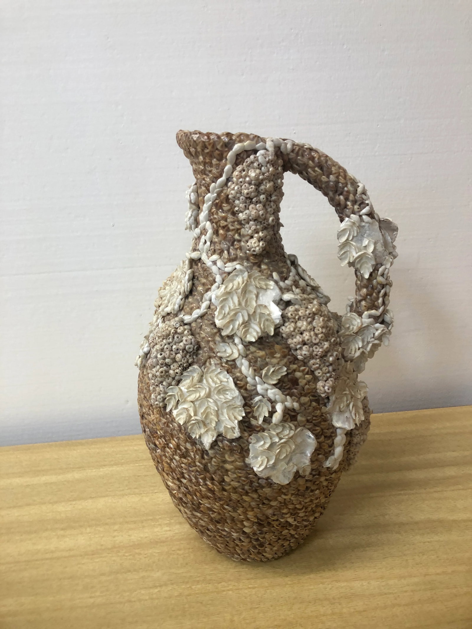 Early 20th Century Shell-Encrusted Pitcher With Grapevine Design - 4