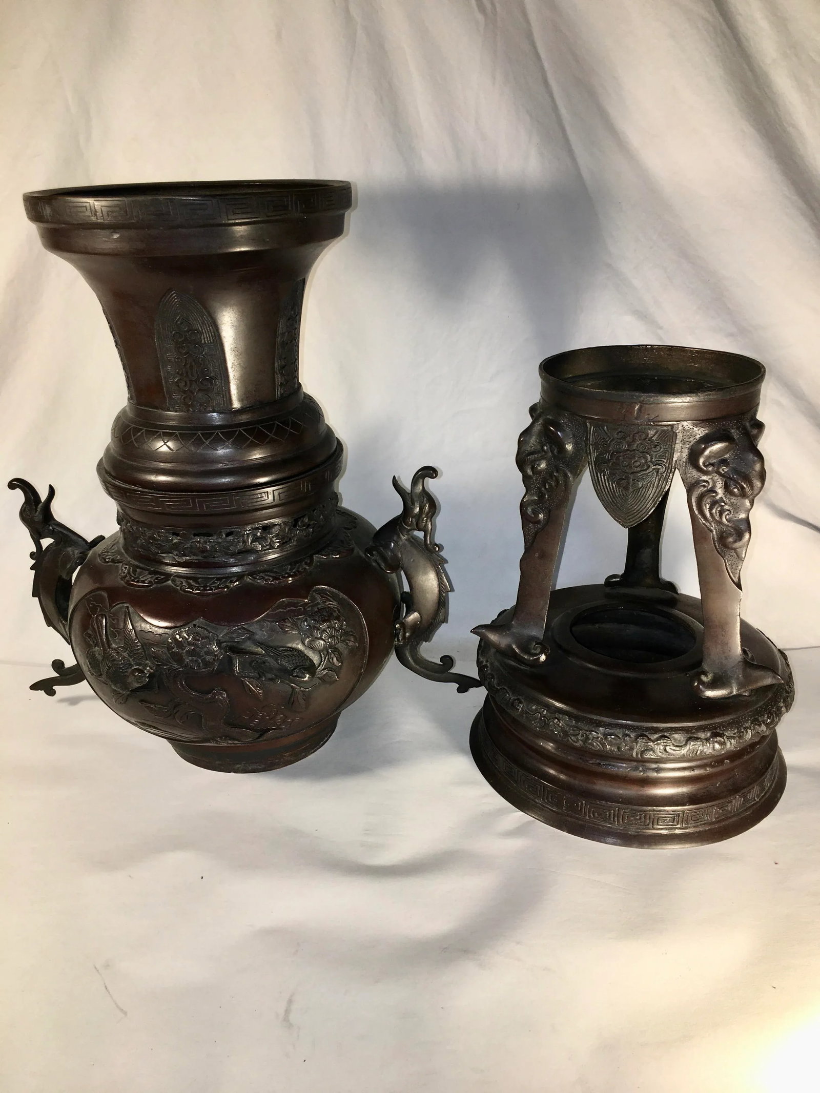Antique Monumental Japanese Meiji Era Bronze Vase - 10