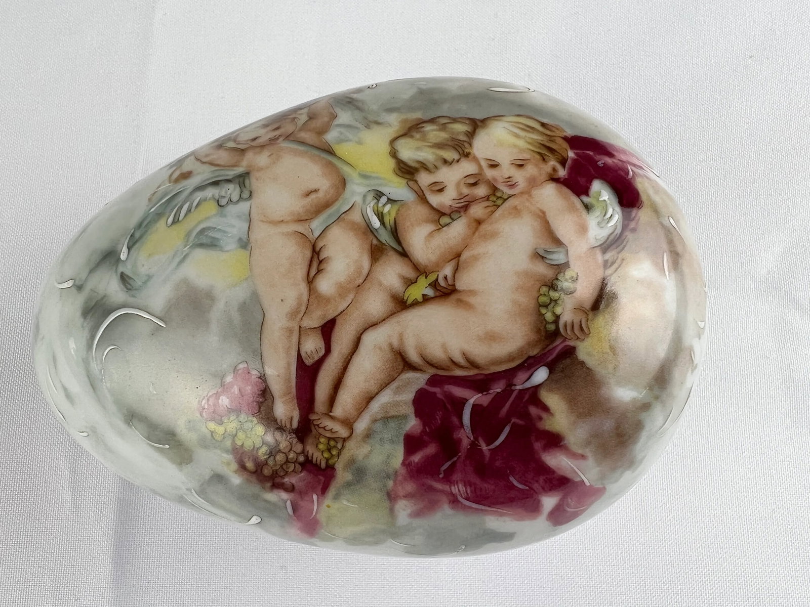 Late 20th Century Fontanille & Marraud Limoges Porcelain Easter Egg Box - 4
