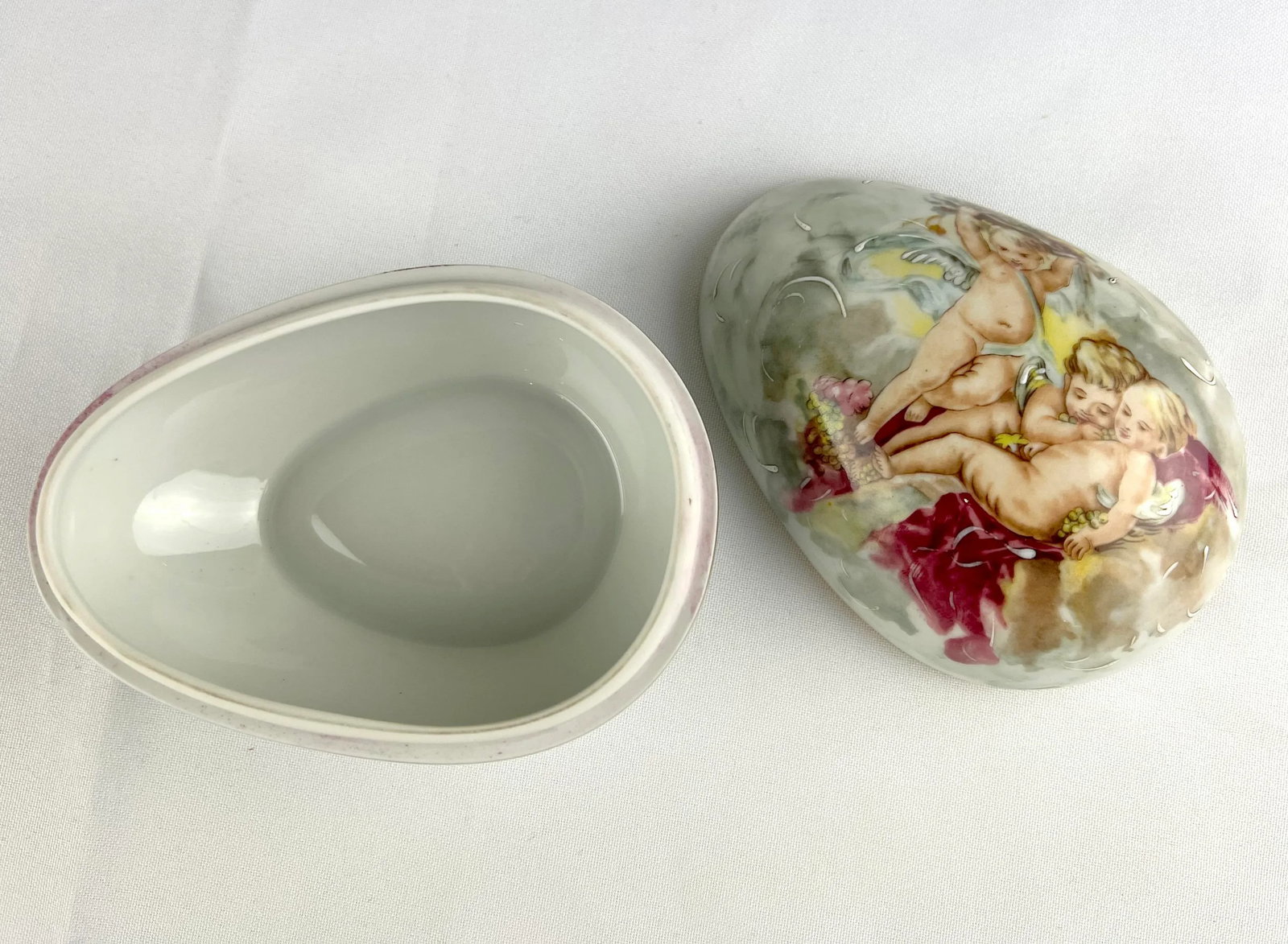 Late 20th Century Fontanille & Marraud Limoges Porcelain Easter Egg Box - 5
