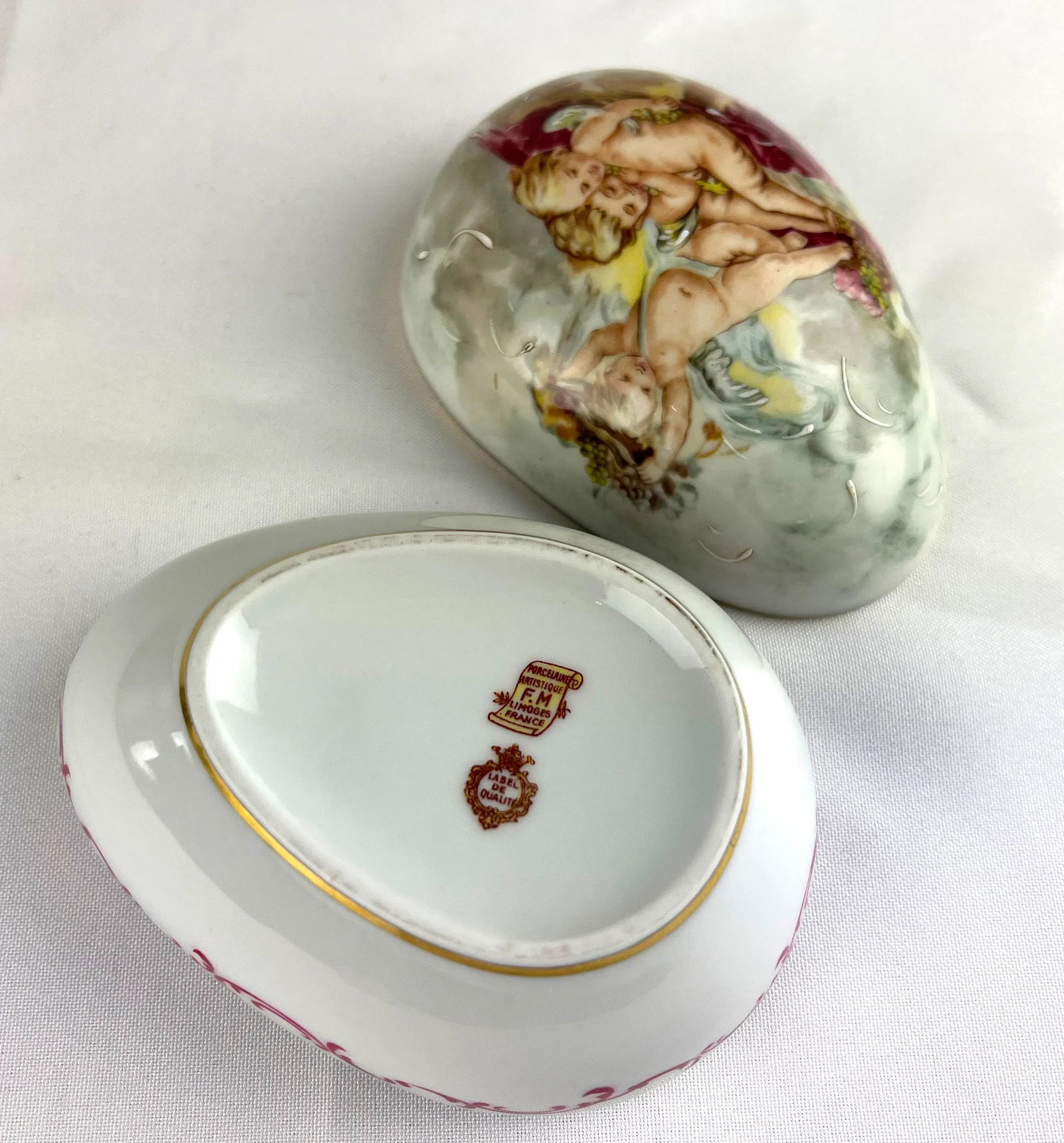 Late 20th Century Fontanille & Marraud Limoges Porcelain Easter Egg Box - 6