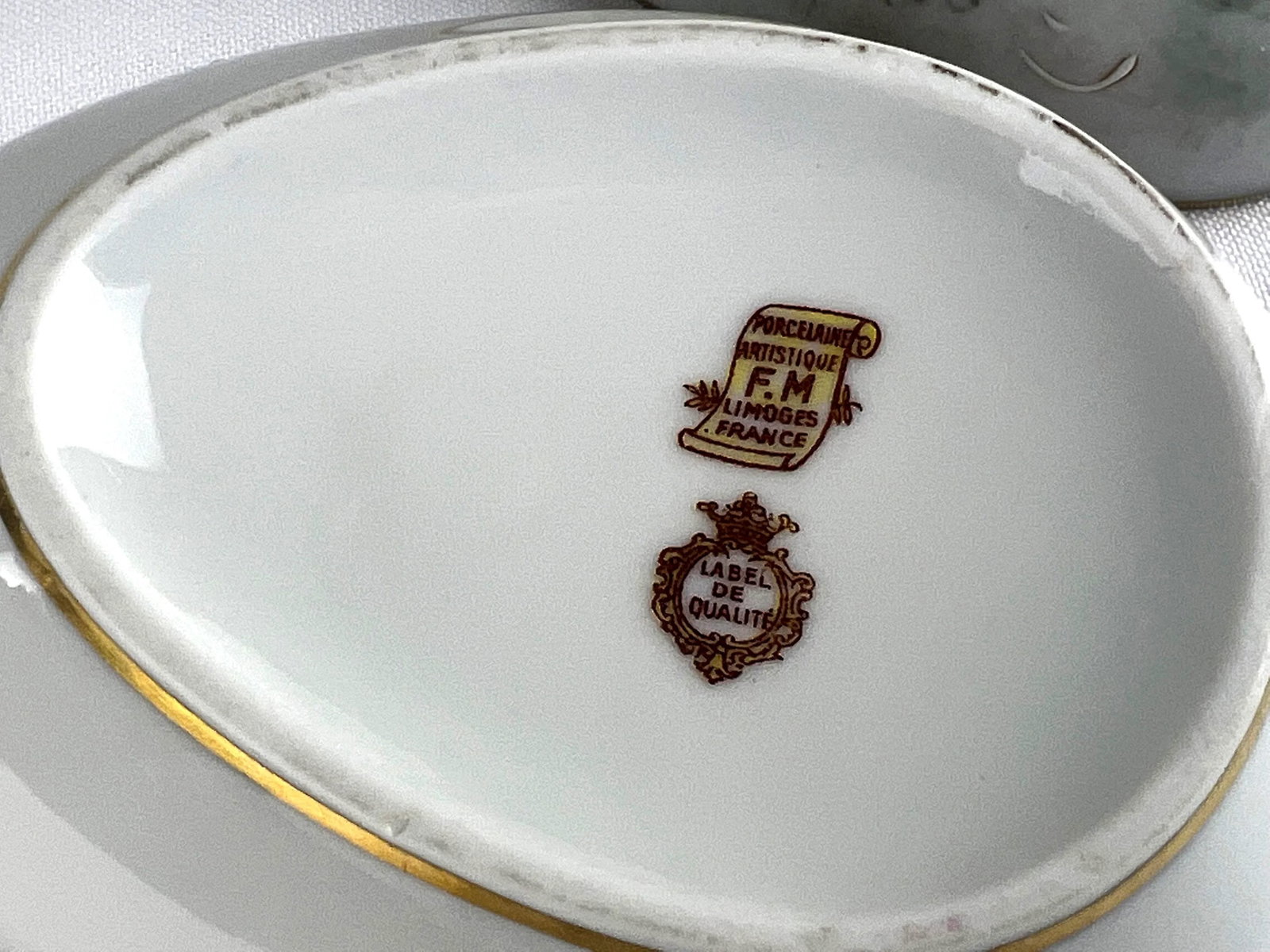Late 20th Century Fontanille & Marraud Limoges Porcelain Easter Egg Box - 7