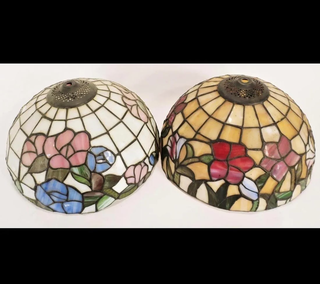 Pair of Vintage Art Nouveau Style Leaded Glass Lamps - 3