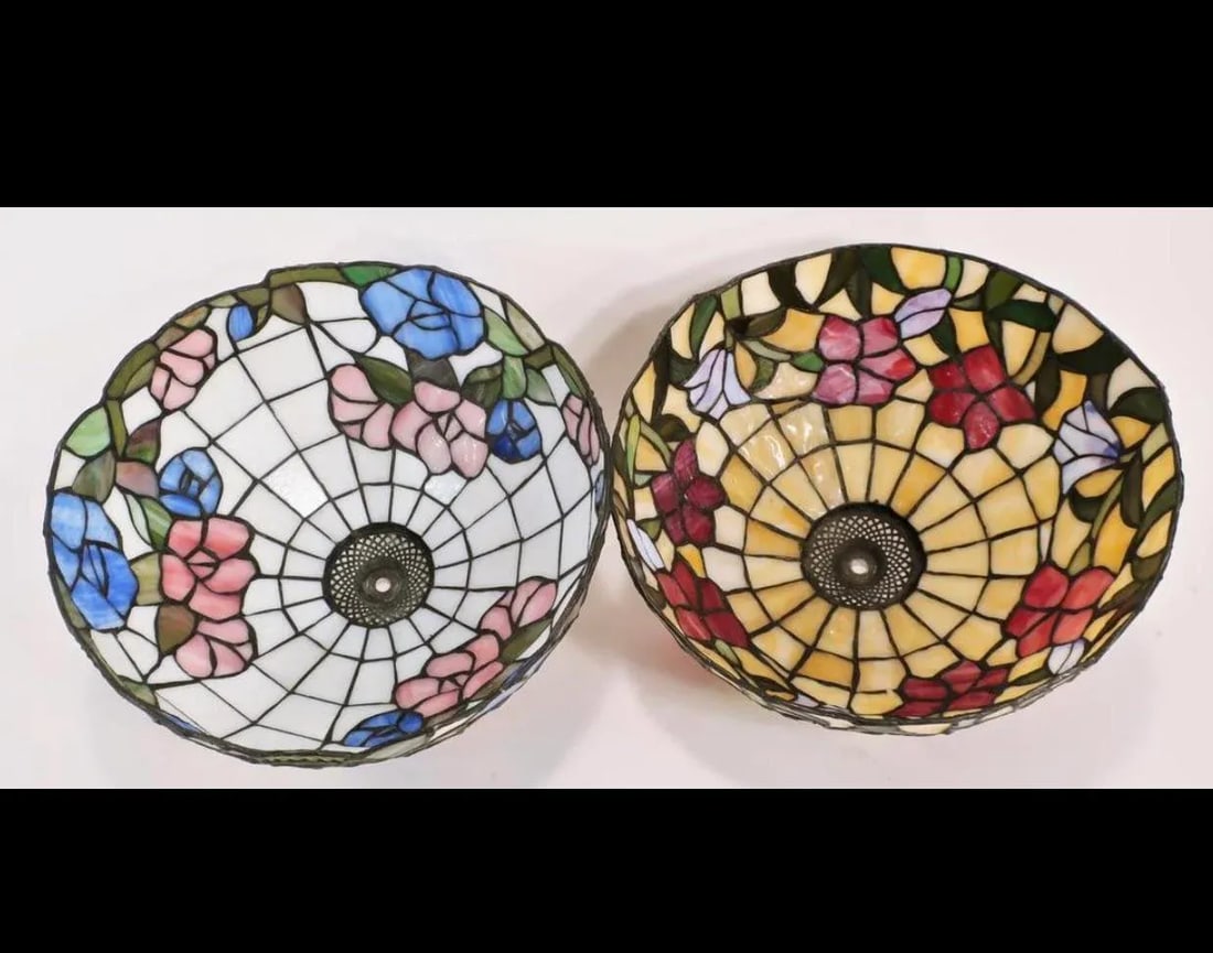 Pair of Vintage Art Nouveau Style Leaded Glass Lamps - 4